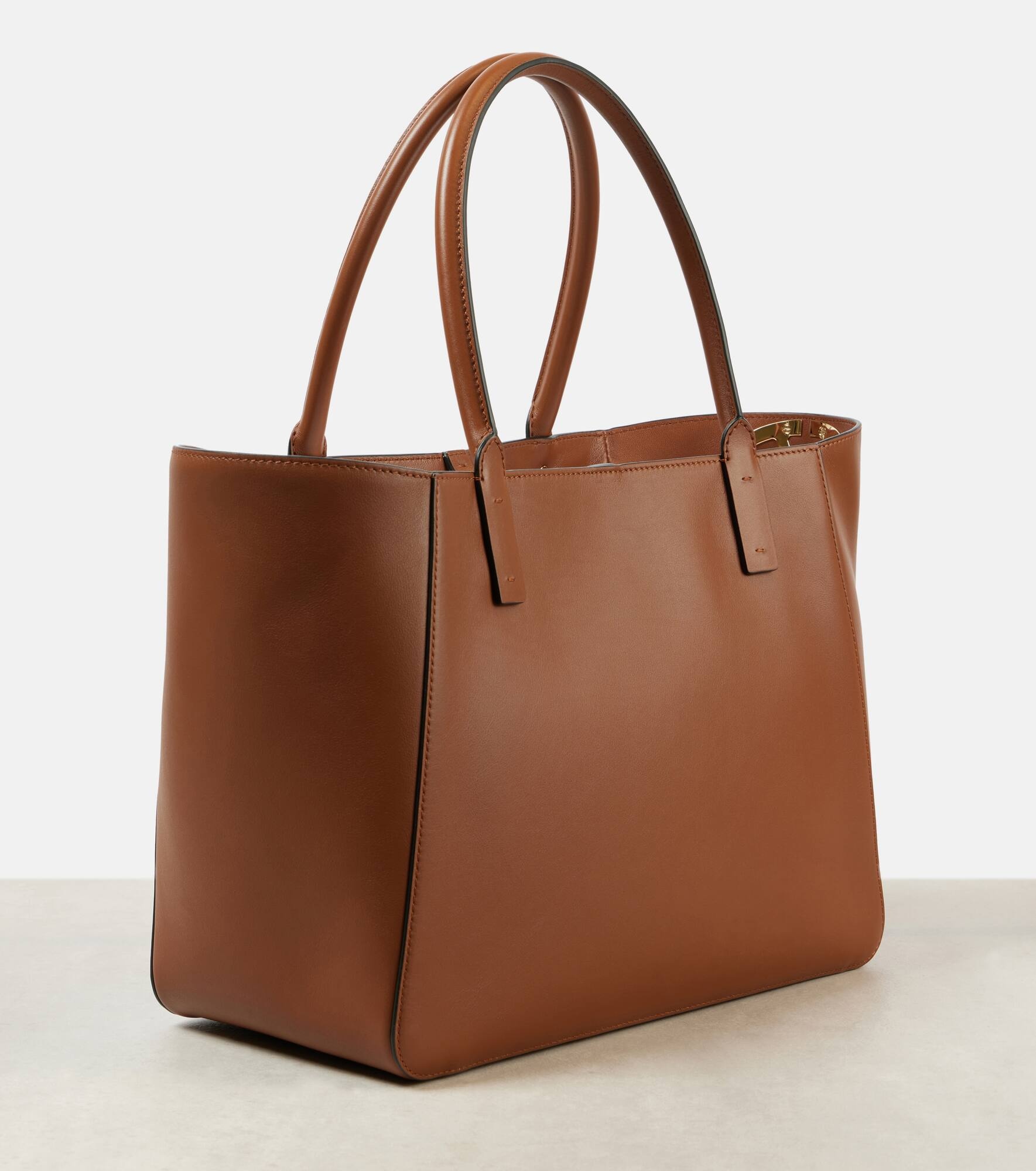 VLogo Side leather tote bag - 4