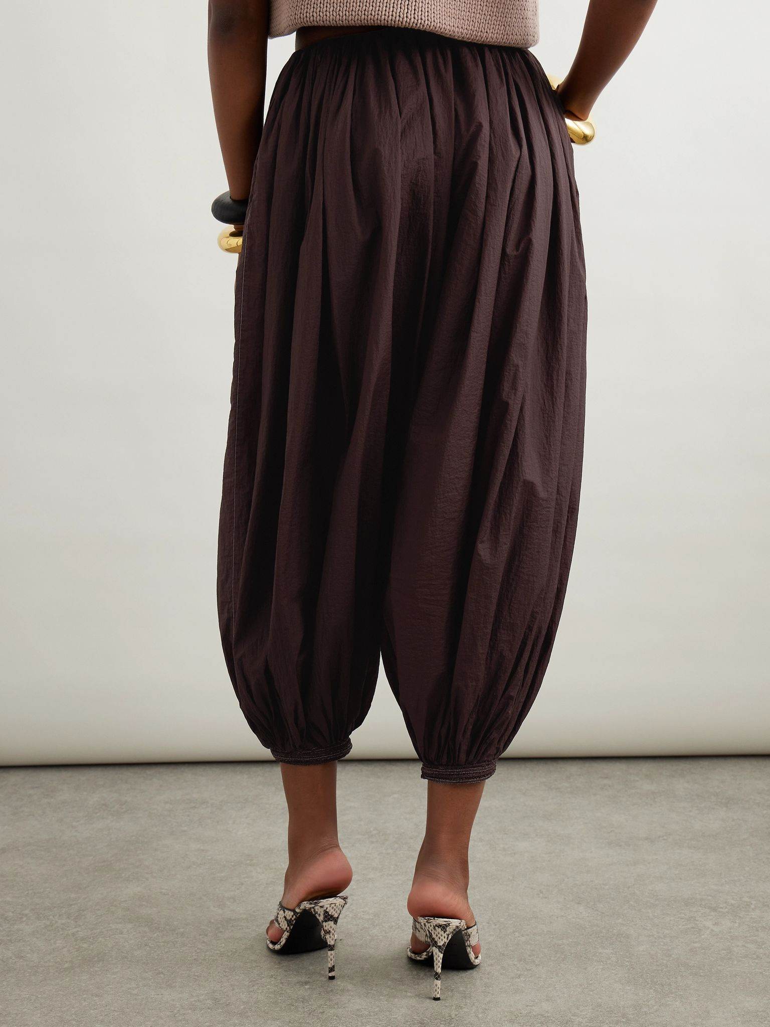 Pleated chiffon tapered pants Burgundy - 3