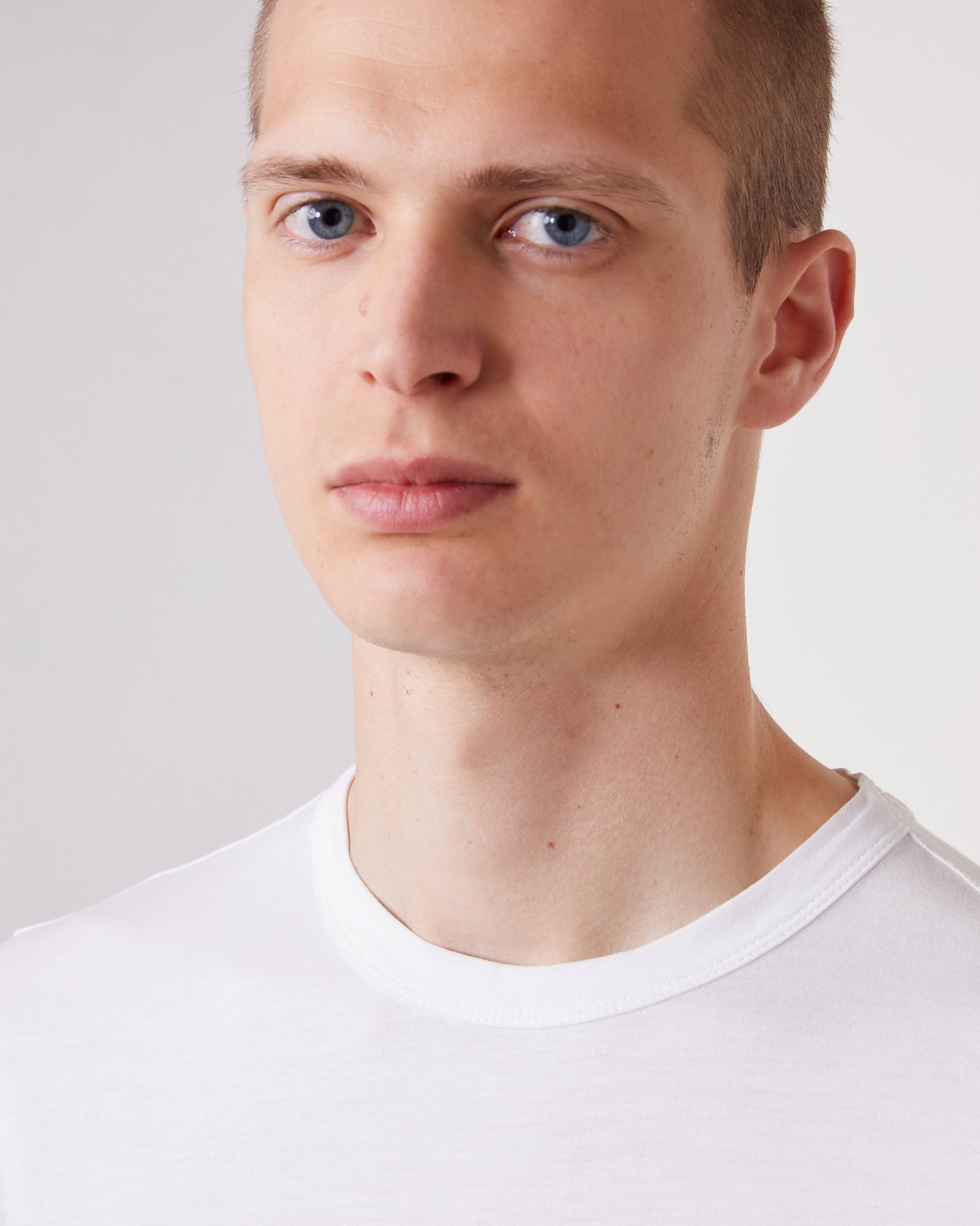 T-SHIRT - 4