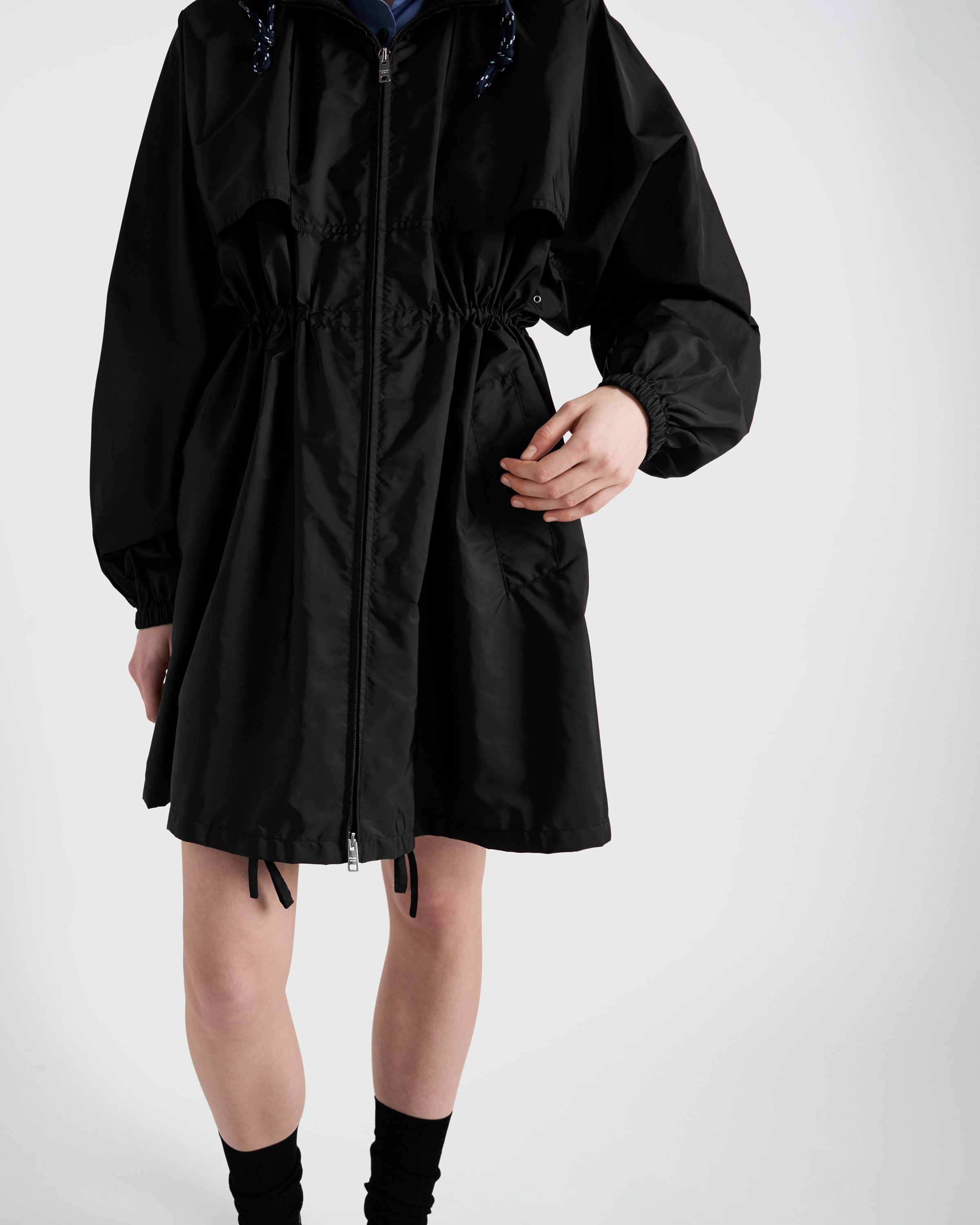Lightweight Re-Nylon raincoat - 6