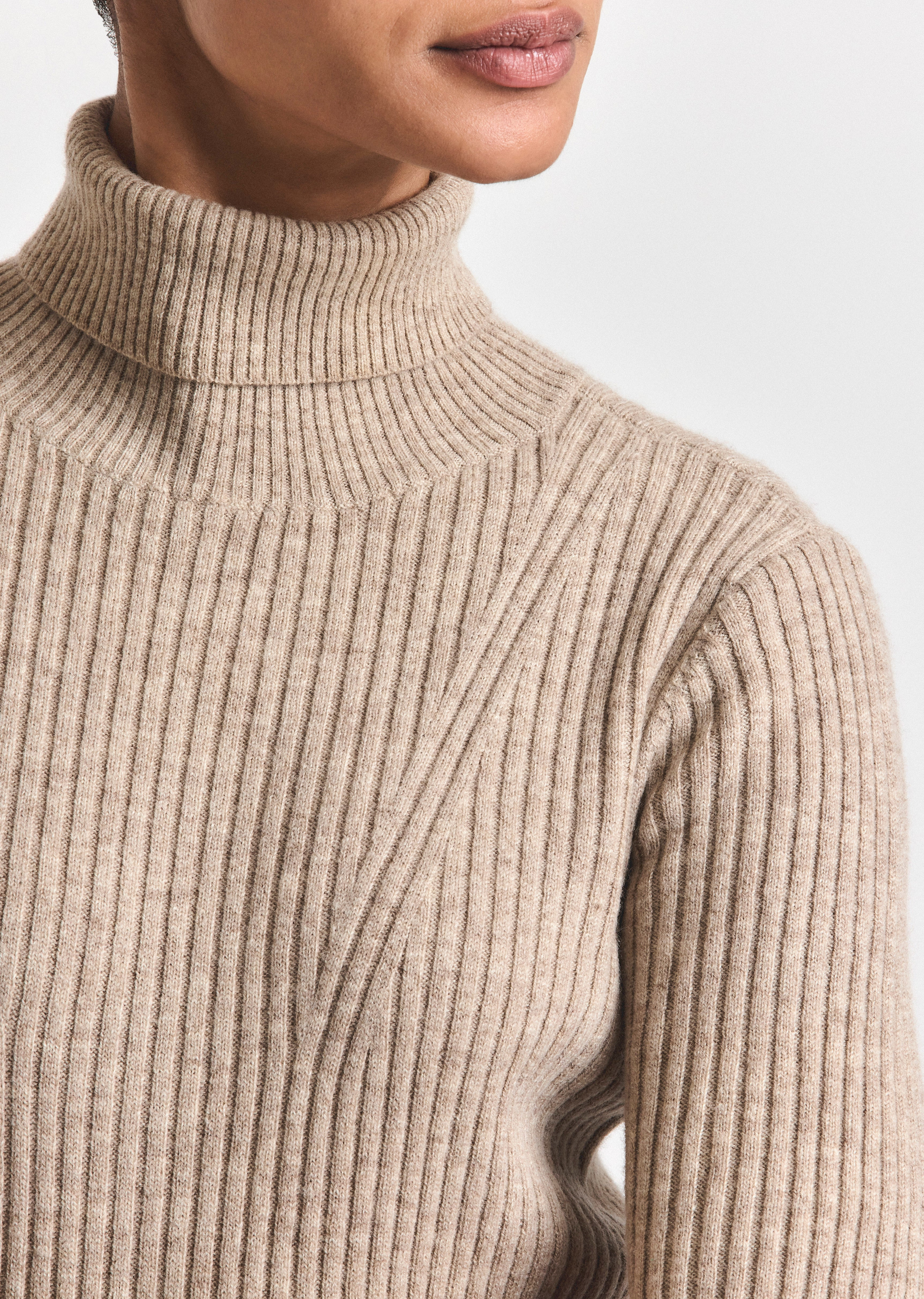 DIANA TURTLENECK DRESS - 4