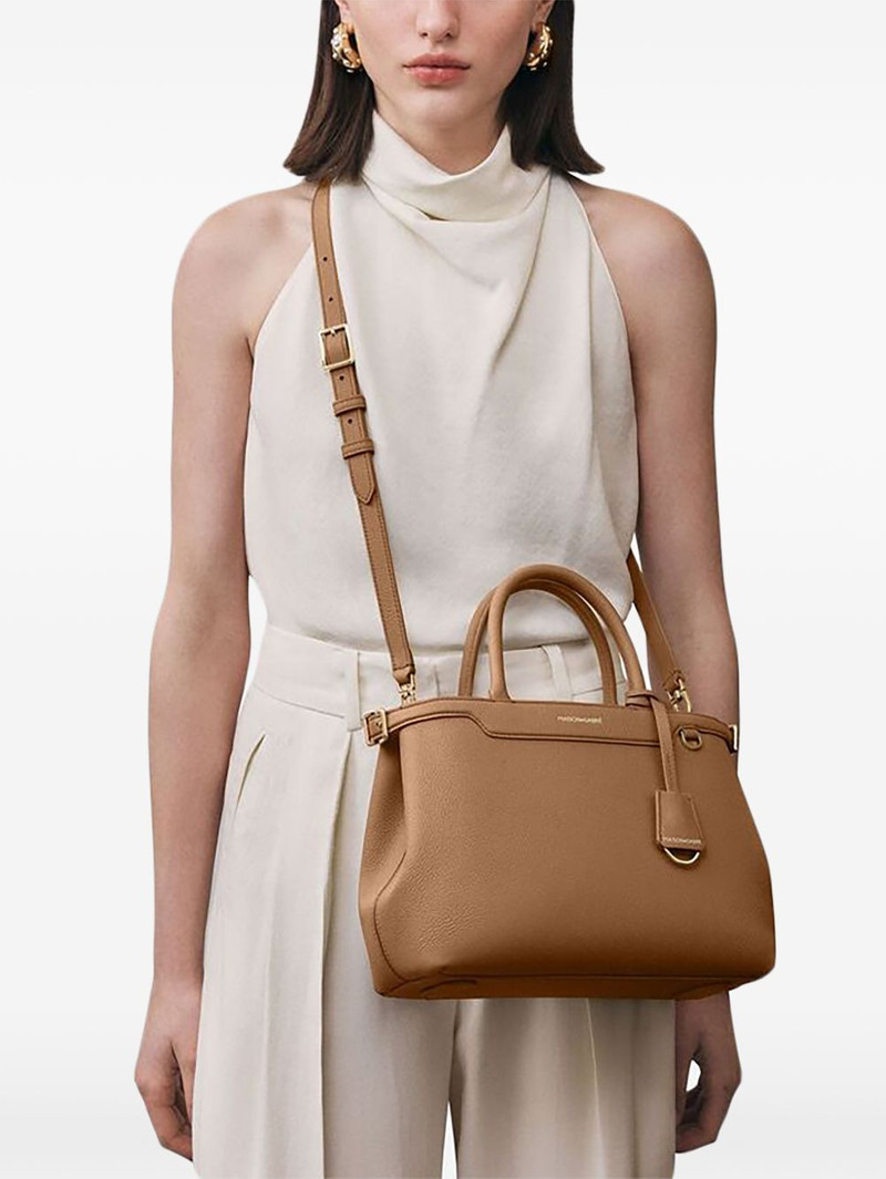 MAISON de SABRÉ The Medium Palais outlook