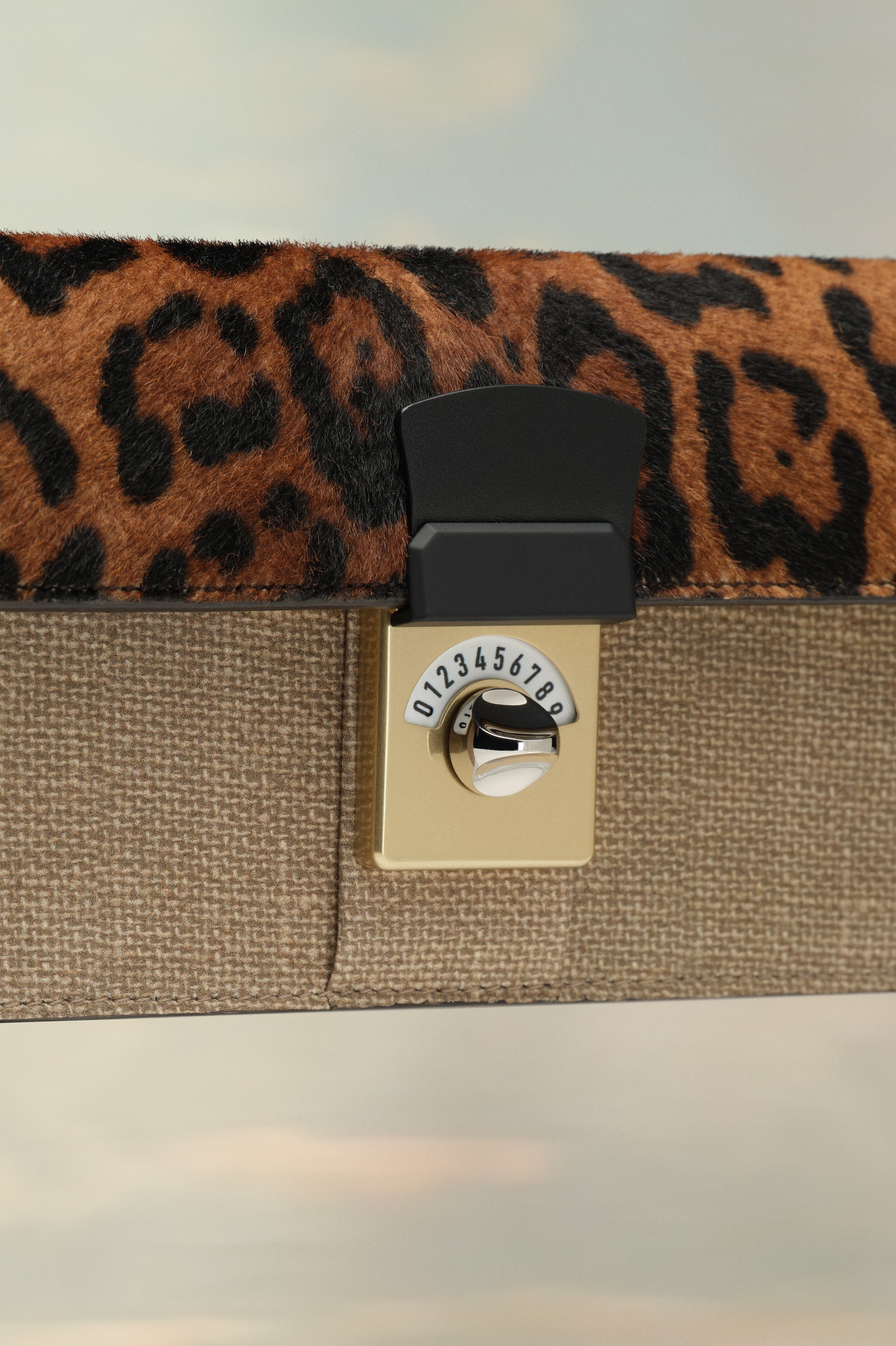 New lock horizontal - 3