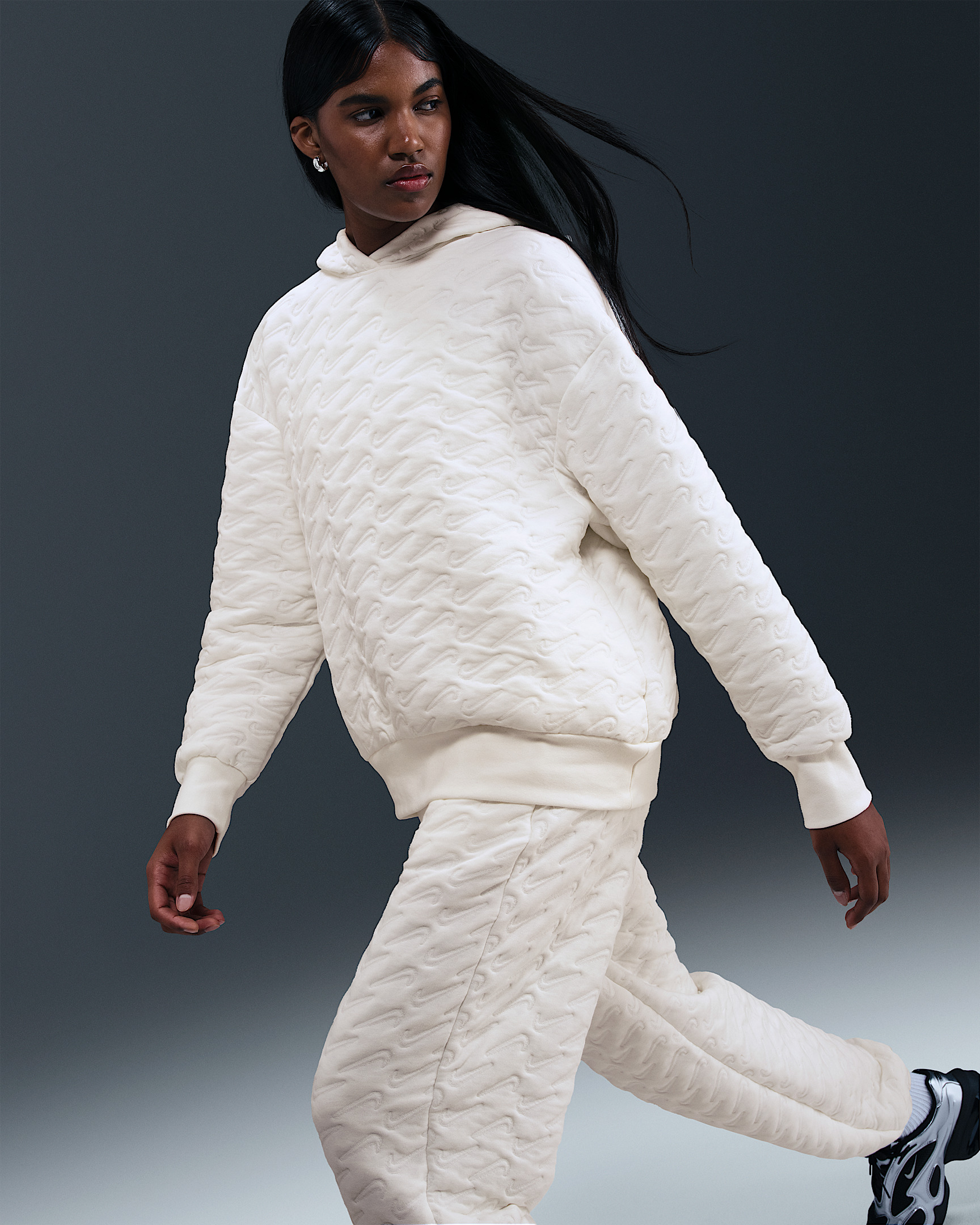 Nike Sportswear Phoenix Fleece Women's Loose Jacquard Pullover Hoodie - 3