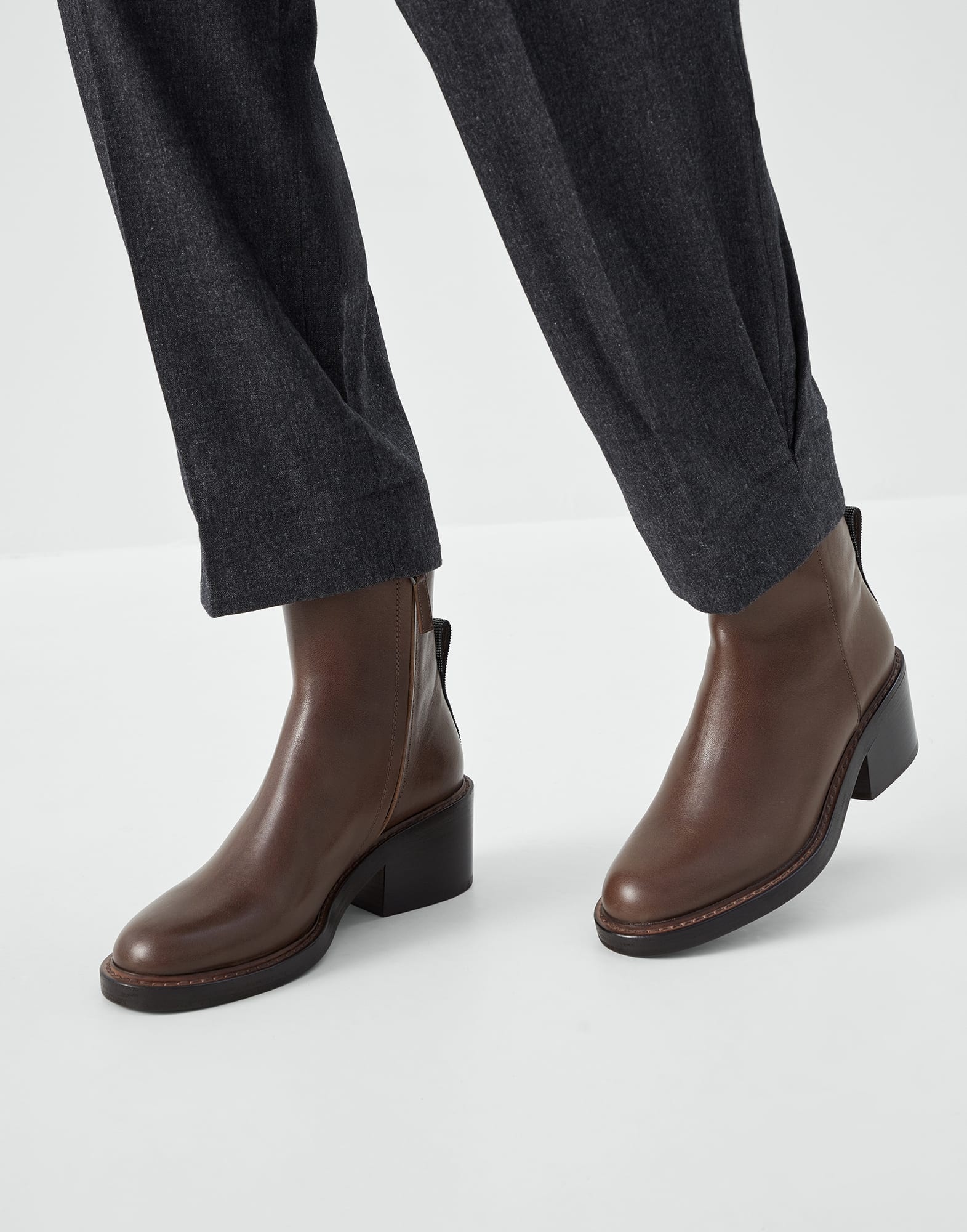 Riding calfskin ankle boots with monili - 4