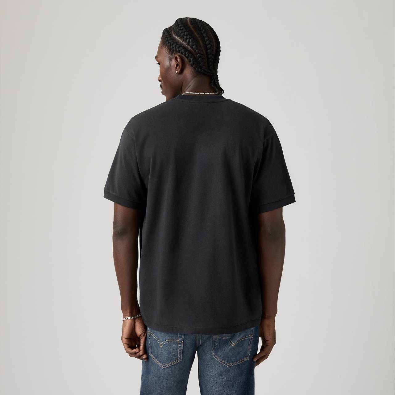CLASSIC GRAPHIC T-SHIRT - 5