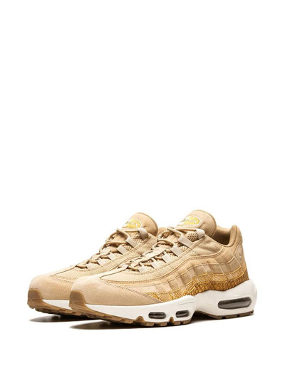 Nike Air Max 95 Premium SE sneakers outlook