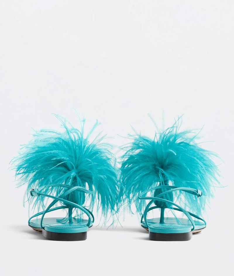 Bottega Veneta feather dot outlook