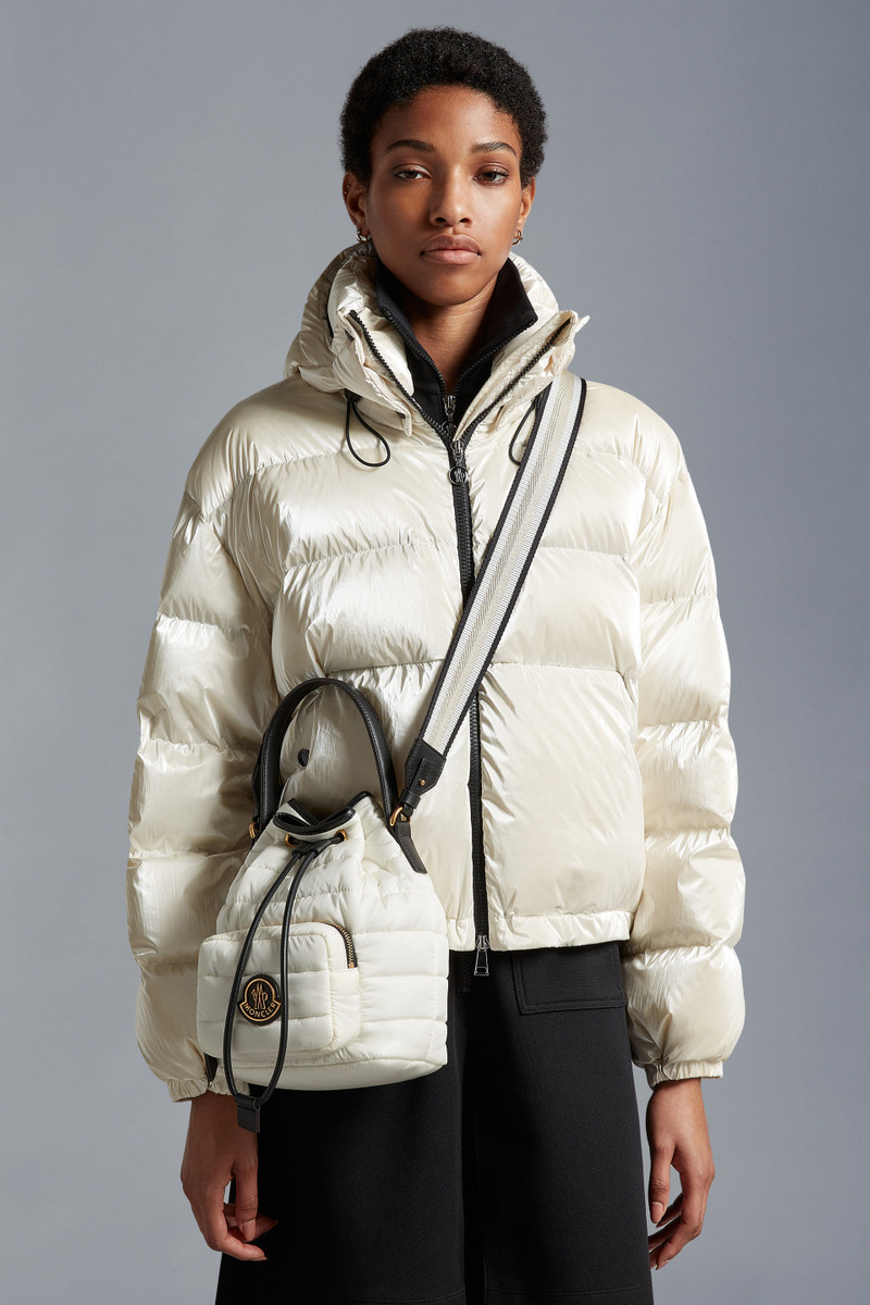 Moncler Kilia Bucket Bag outlook