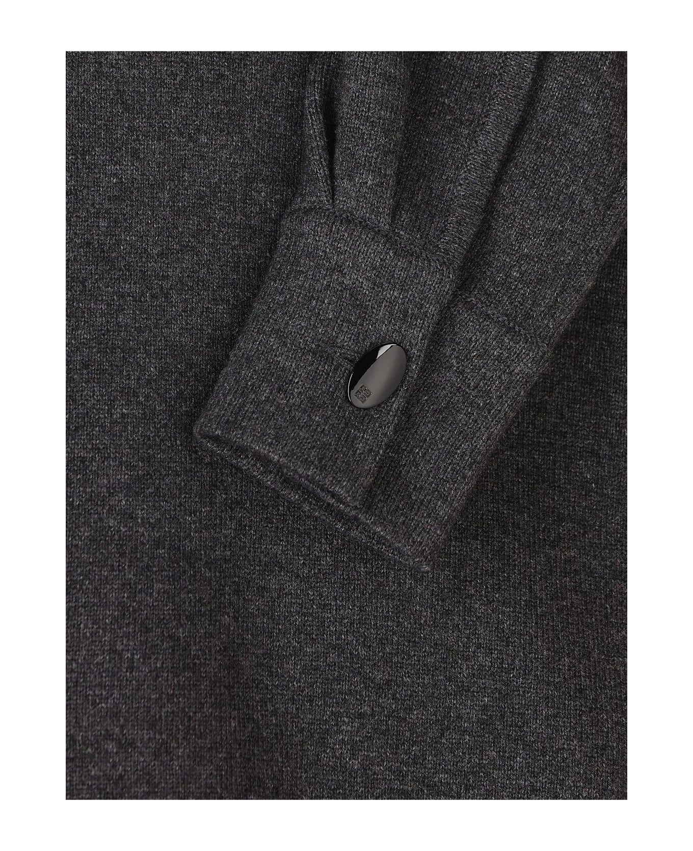 High-neck Long-sleeved Train Sweater - 3