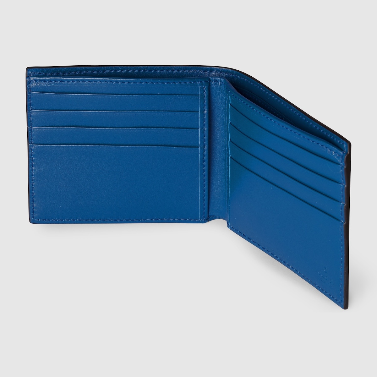 Bi-fold embossed wallet - 4