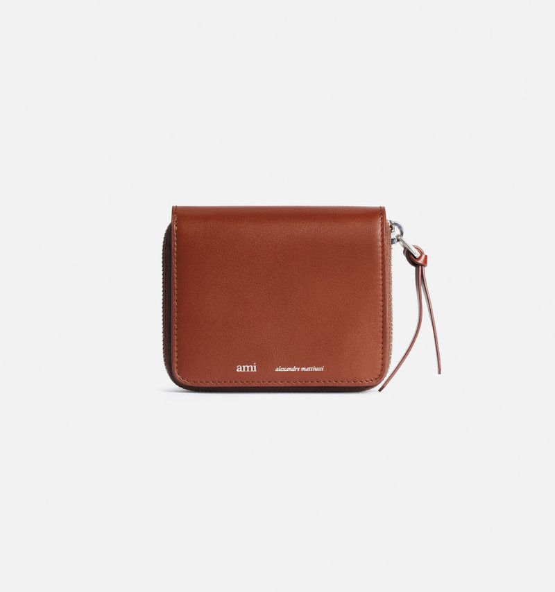 AMI Paris Compact Wallet outlook