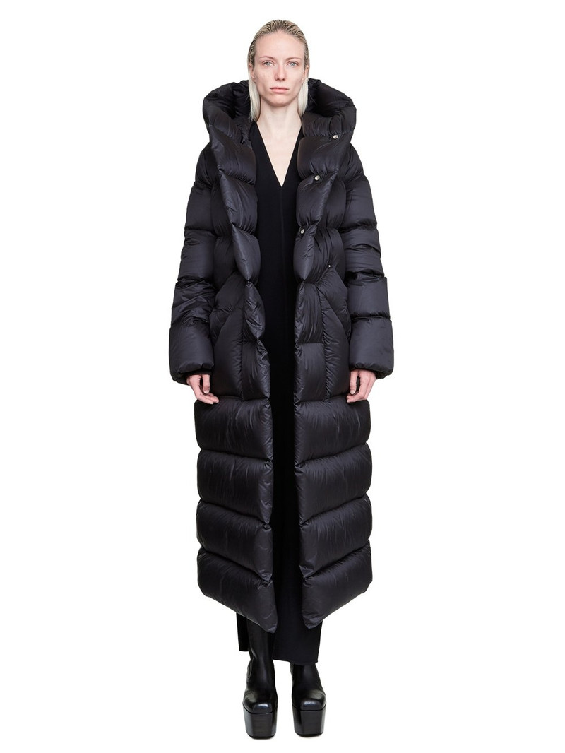 Long Liner quilted down coat 8