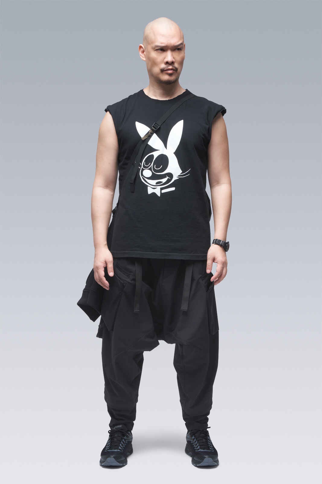 J48-SS Black - 21