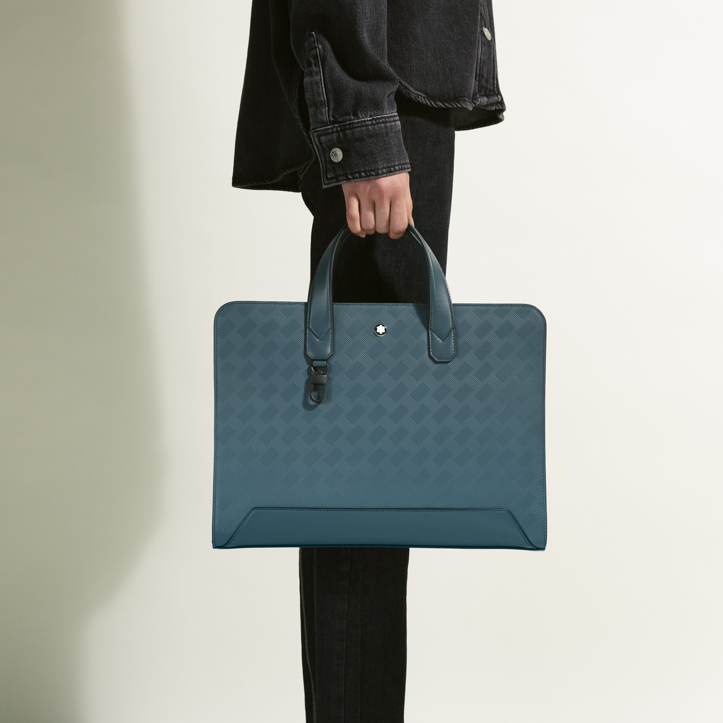 Extreme 3.0 thin document case - 2