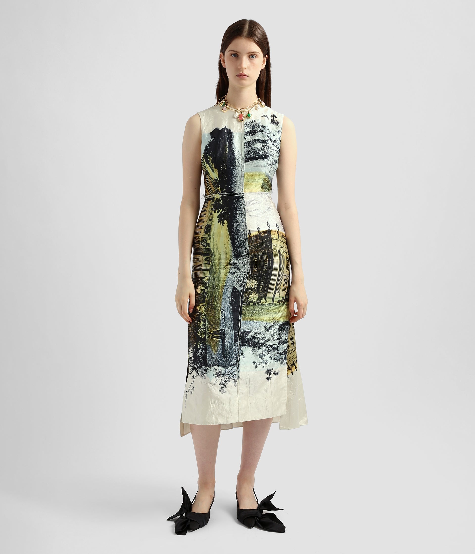 PLEATED BACK DETAIL DRESS - 6