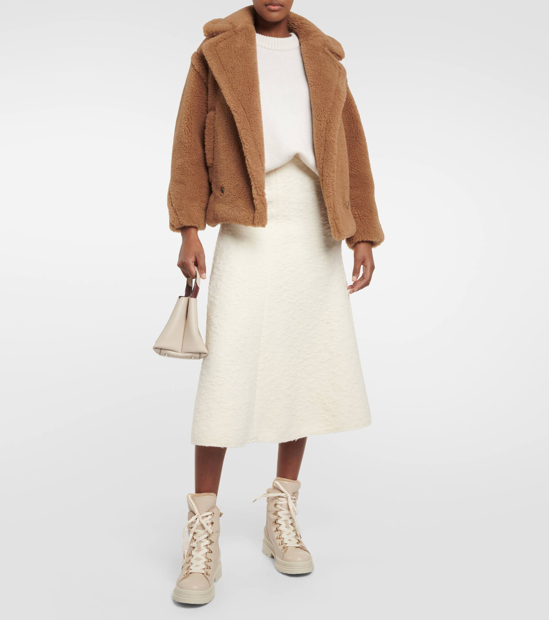 Shearling-lined leather boots - 2