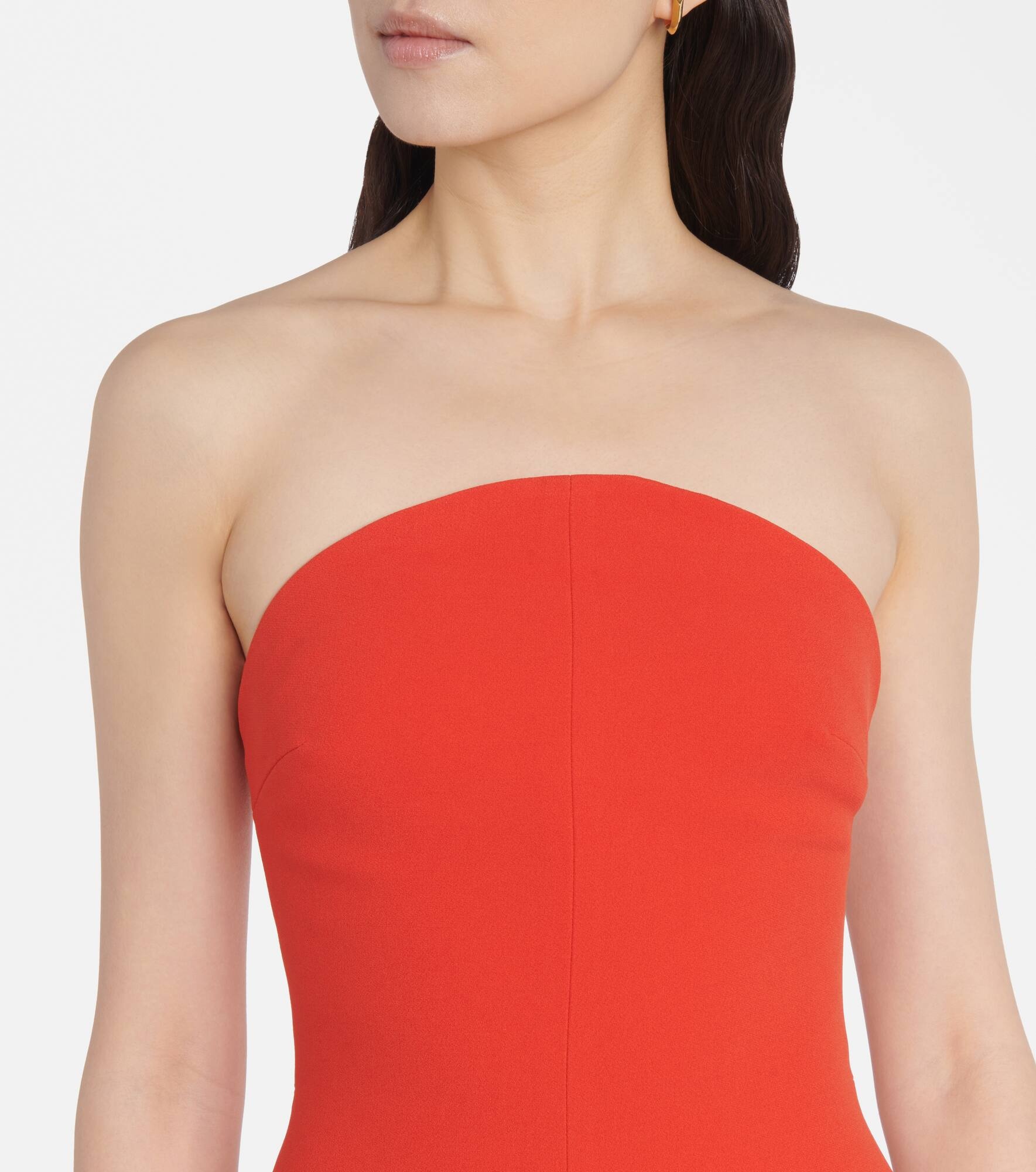 Strapless gown - 4