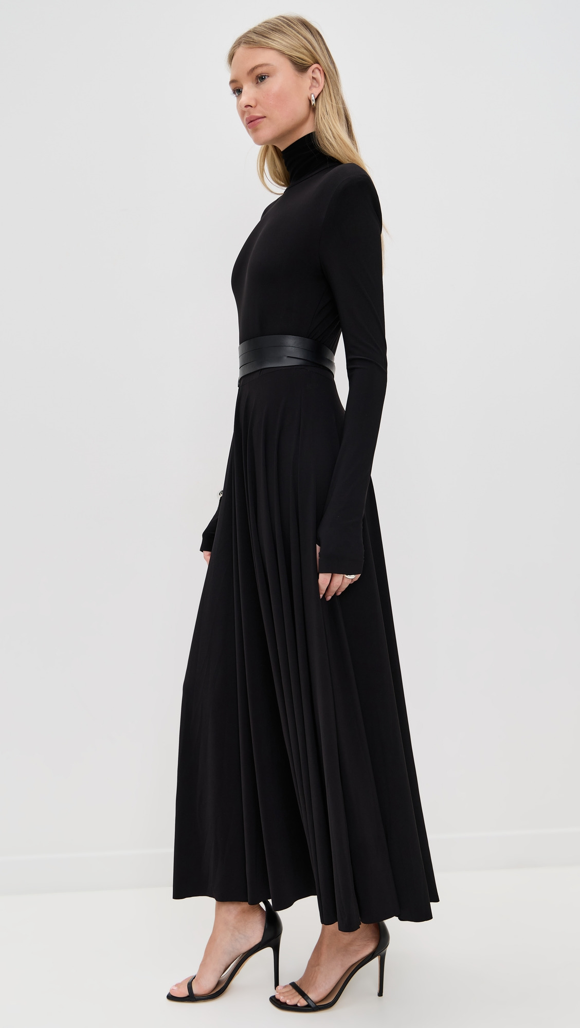 Shoulder Pad Turtle Flared Dress - 3