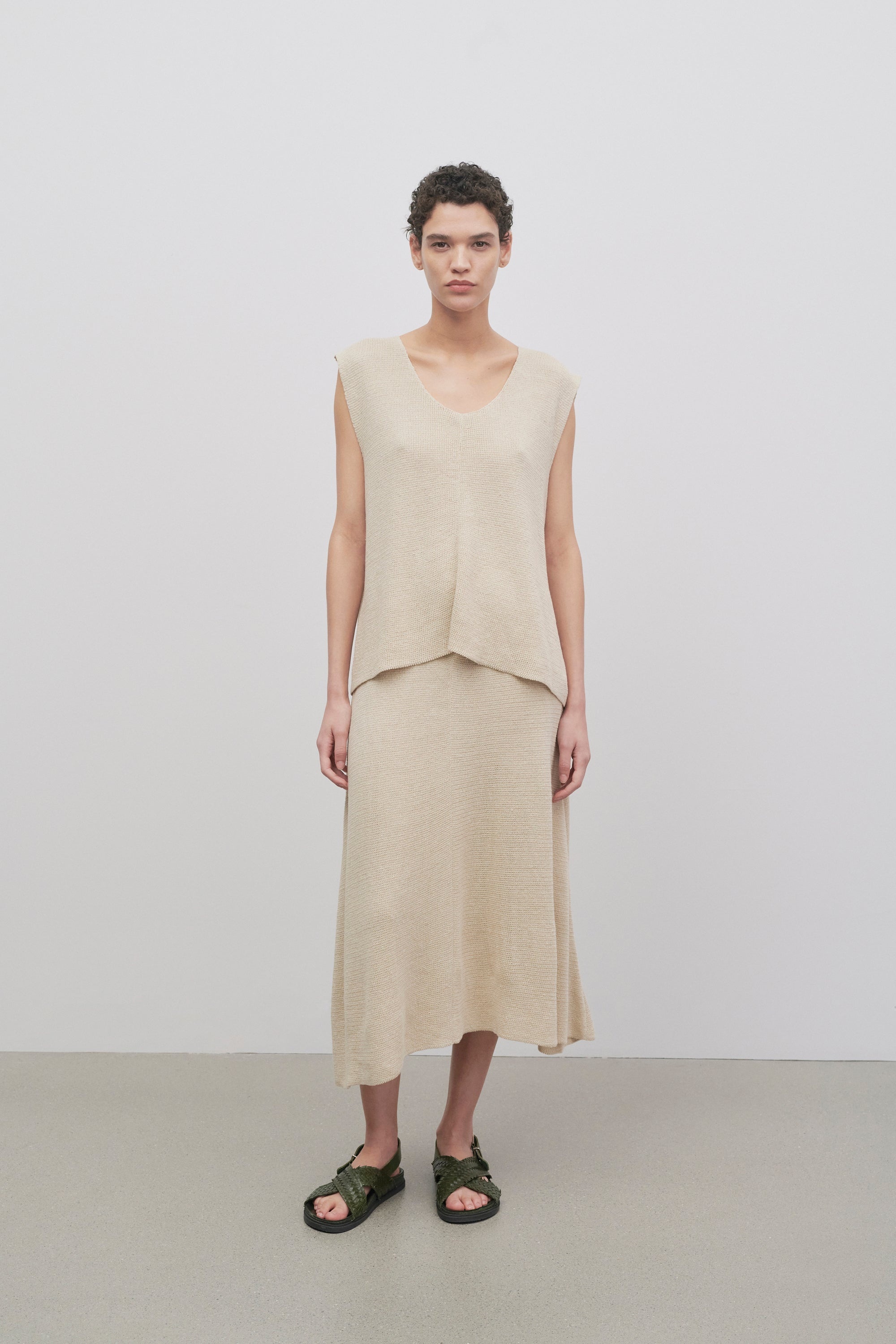 Faithe Skirt in Linen - 3
