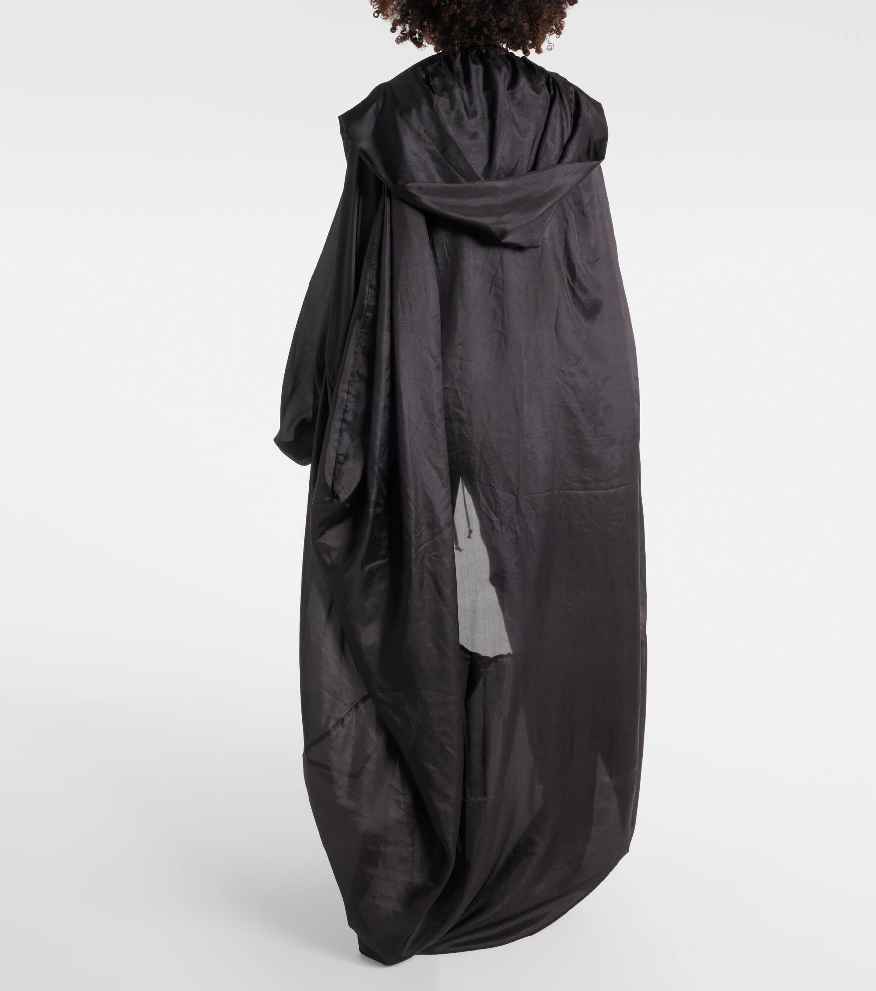 Hooded silk cape - 3