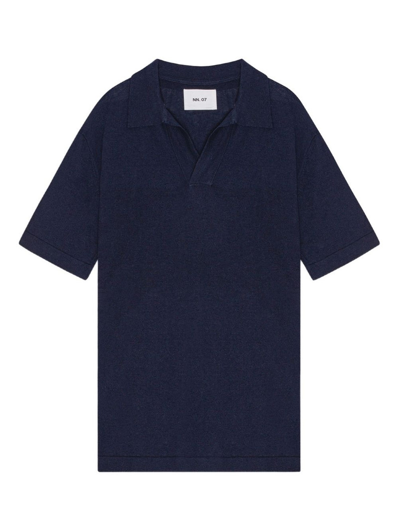 V-neck T-shirt 1