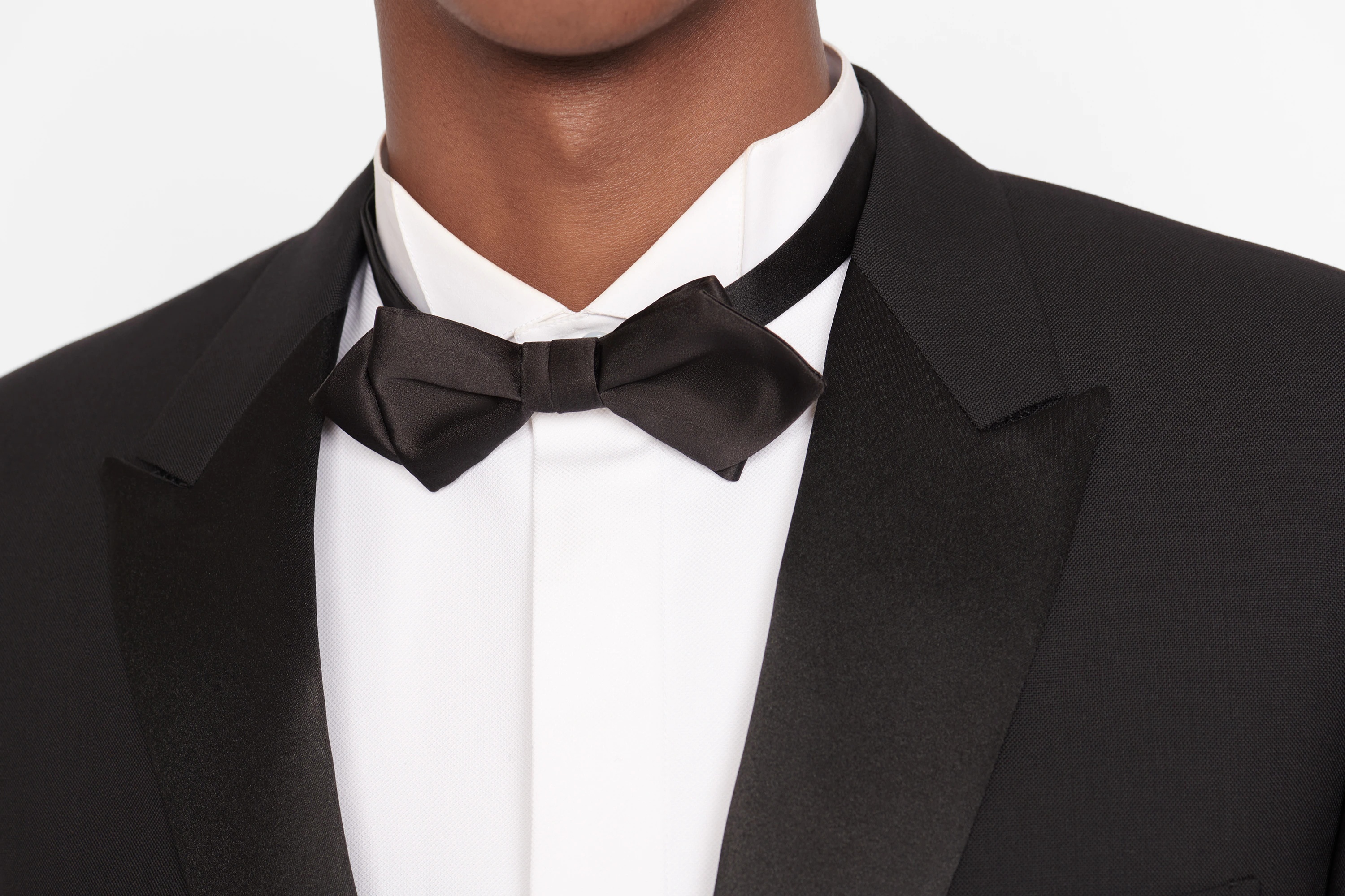 Pointed Edge Bow Tie - 3