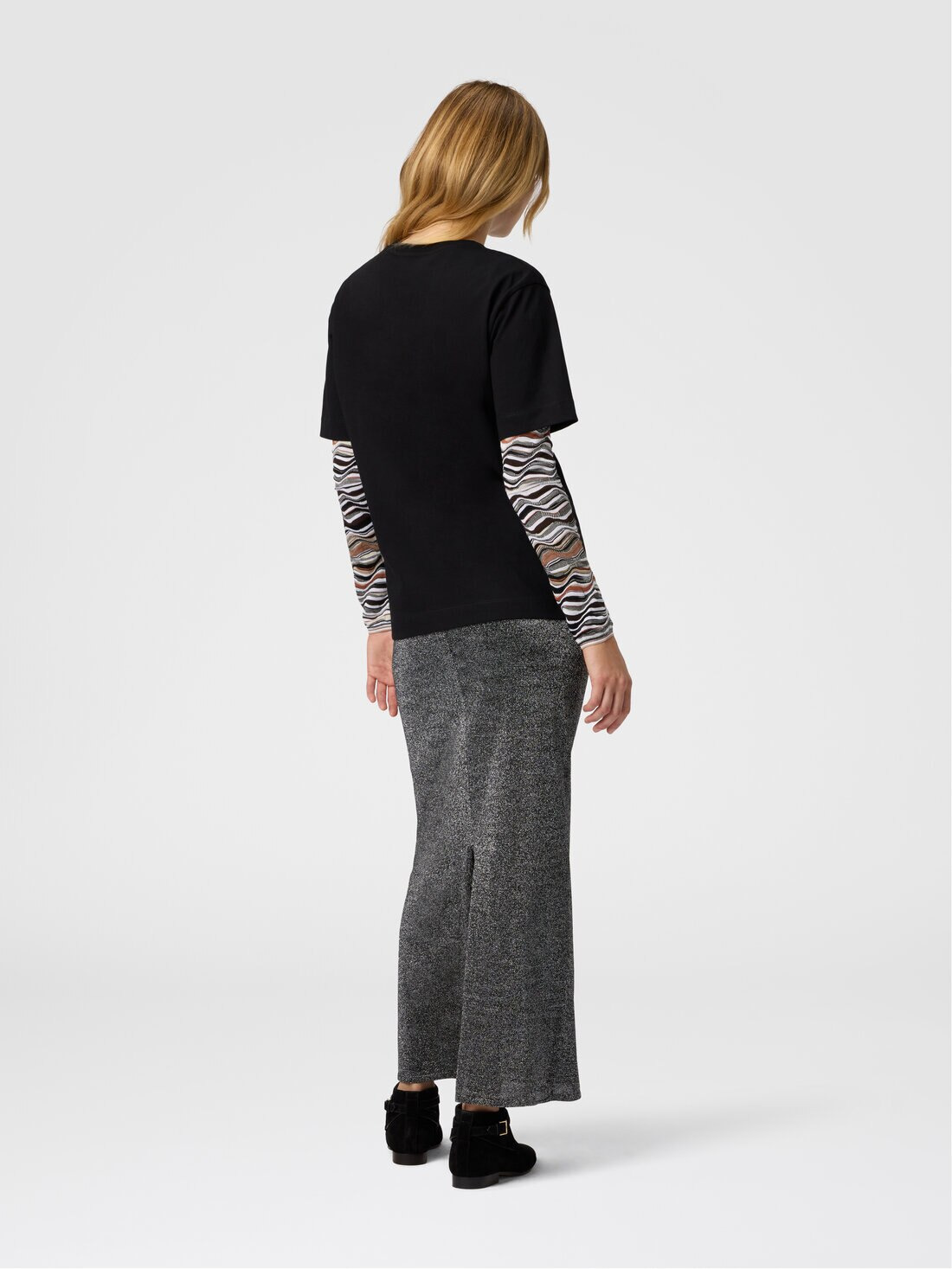 Short Sleeve T-Shirt with Knit Insert and Logo - 3