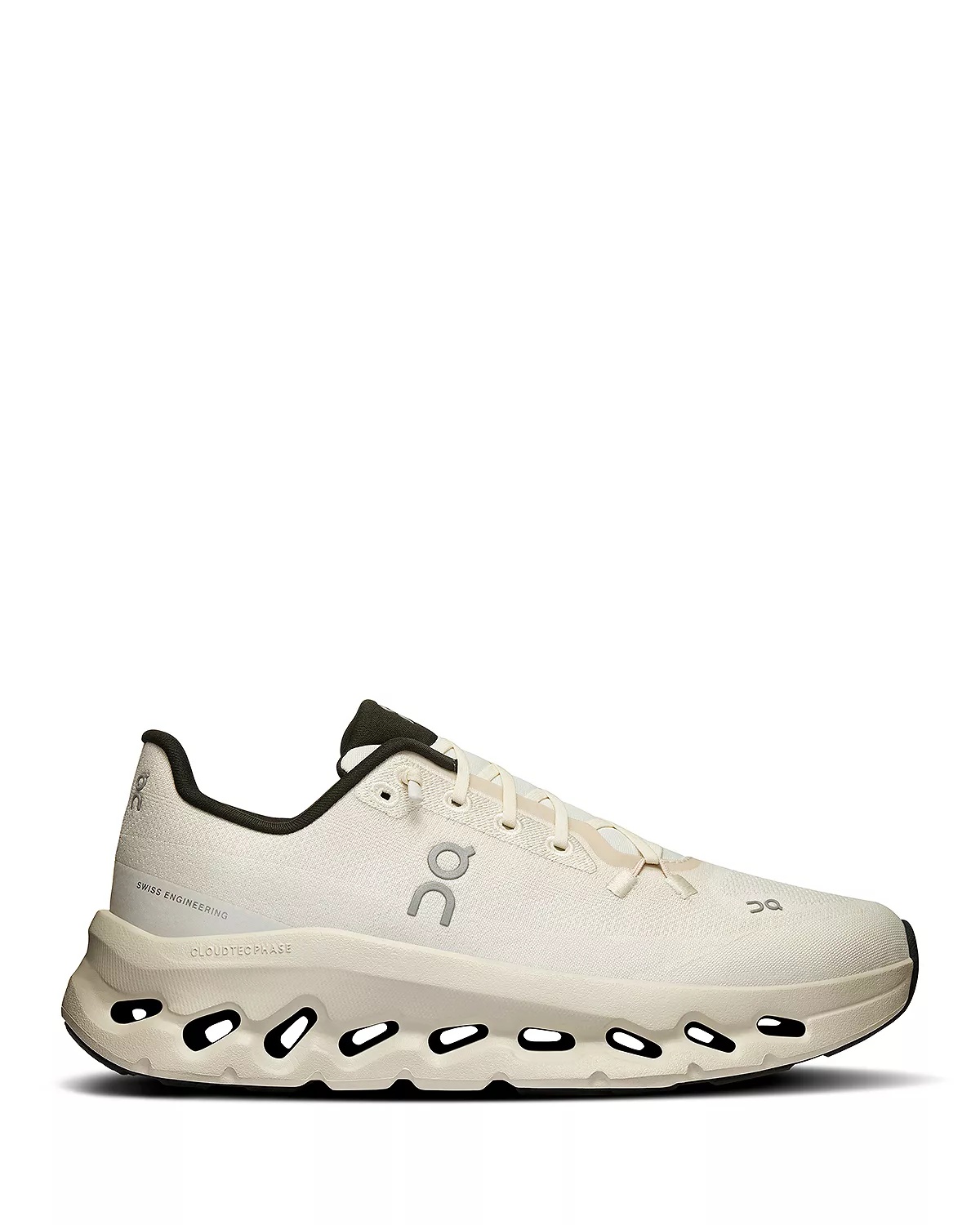 Women's Cloudtilt Low Top Sneakers - 2