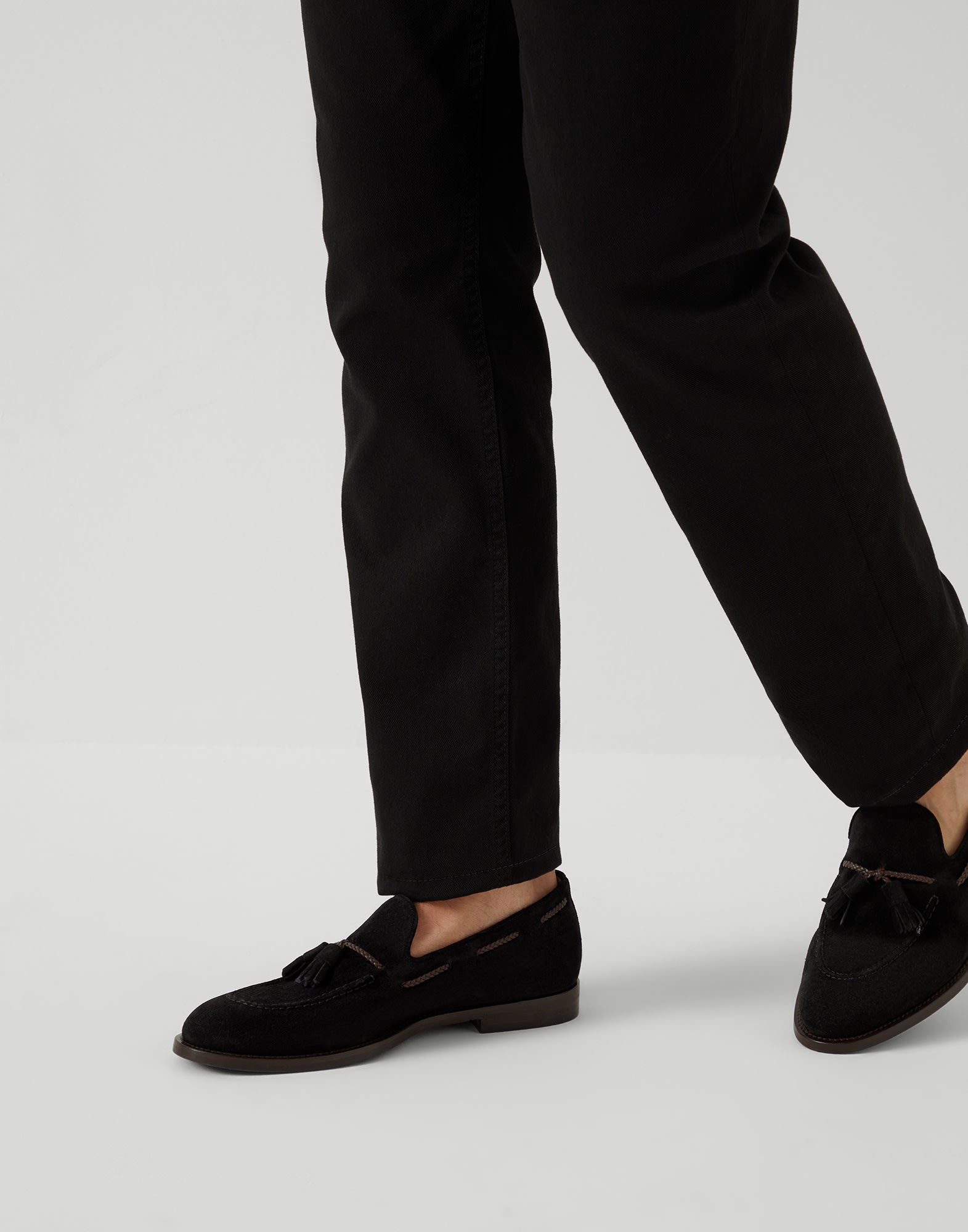 Suede loafers with tassels - 4