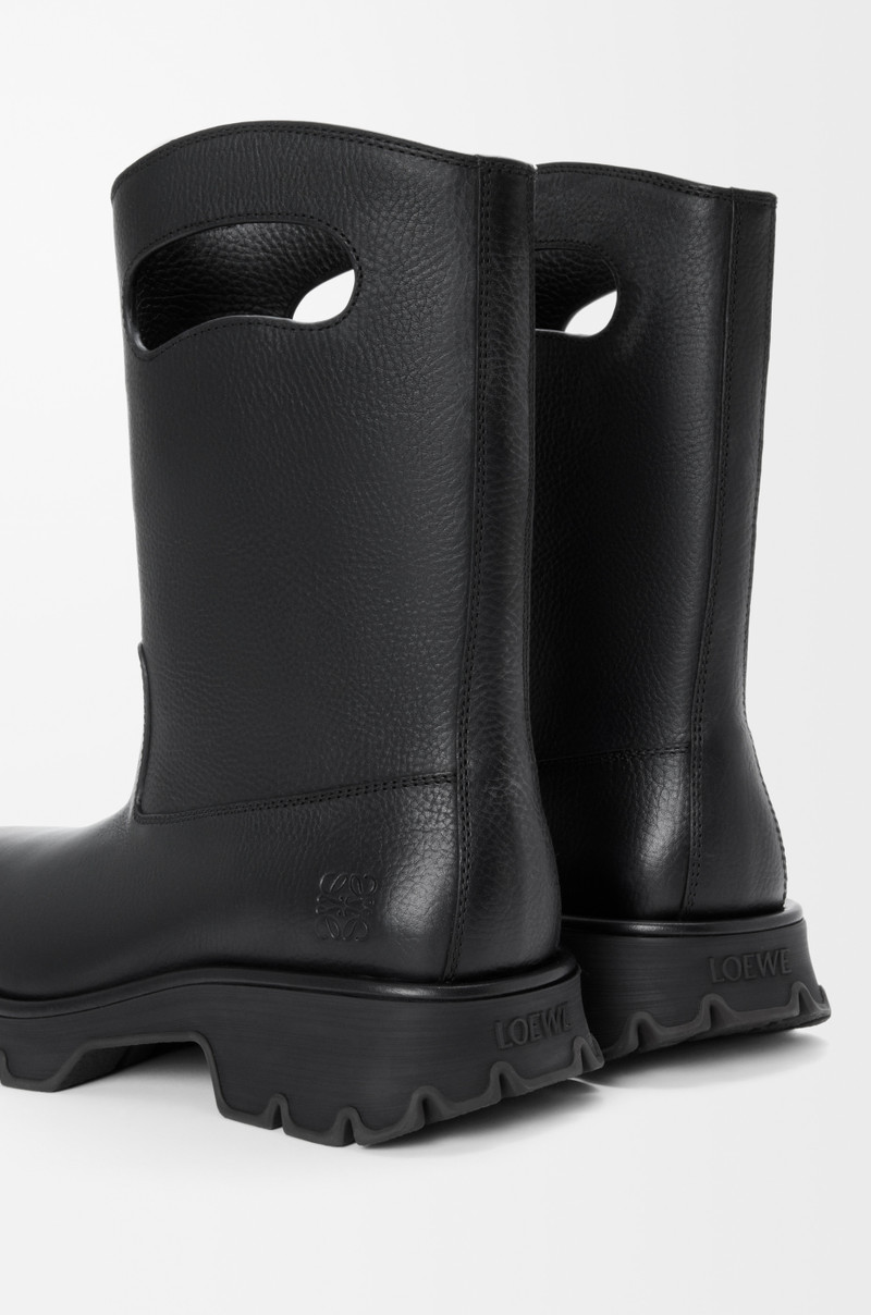 Bobby boot in grained vegetable-tanned calfskin 4