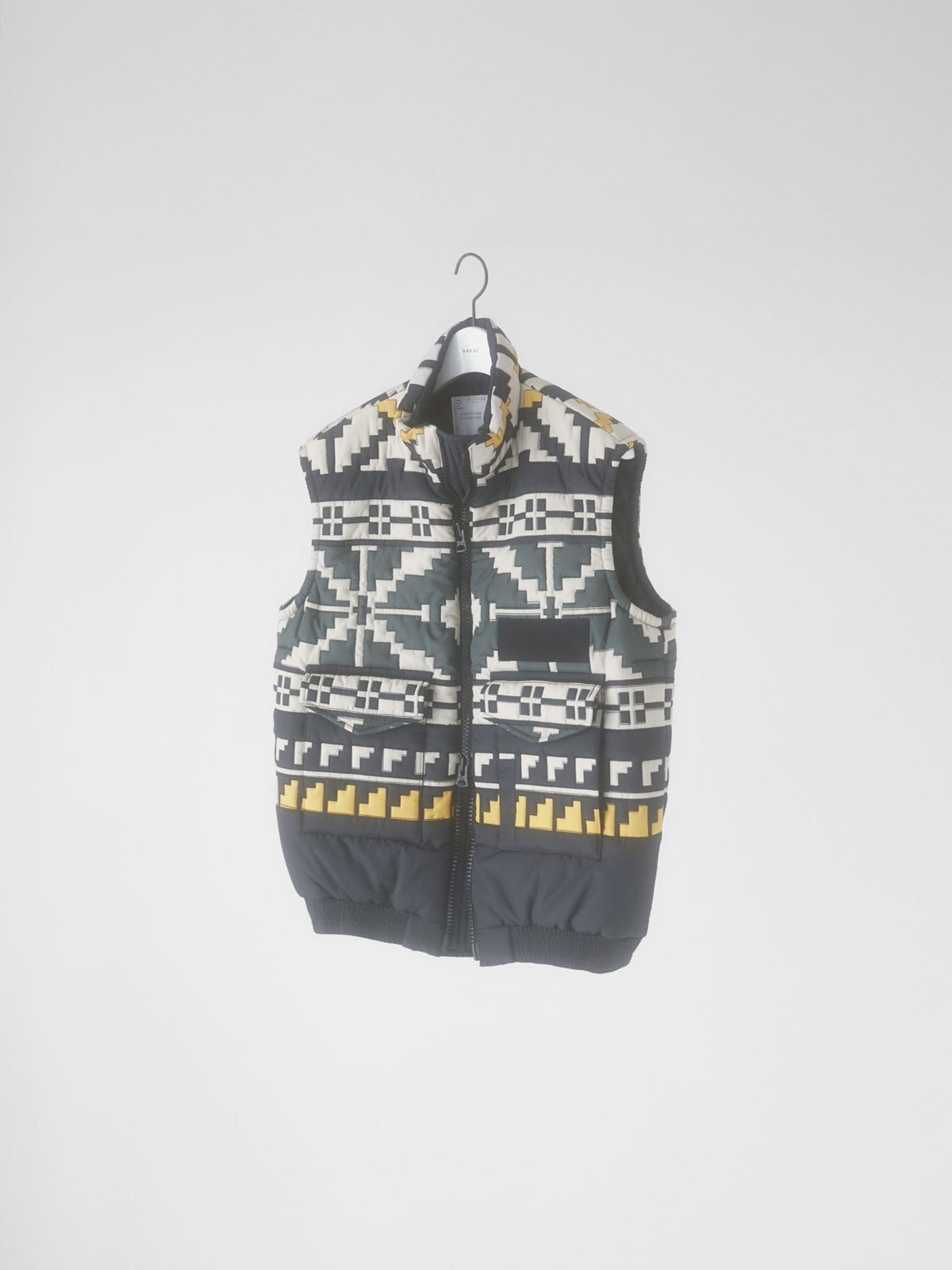 Pattern Knit Quilted Vest - 2