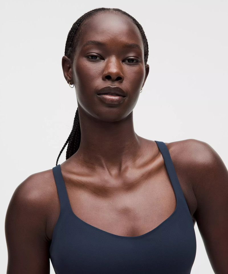 lululemon LightLift Open-Back Bra *Light Support, B/C Cup 4