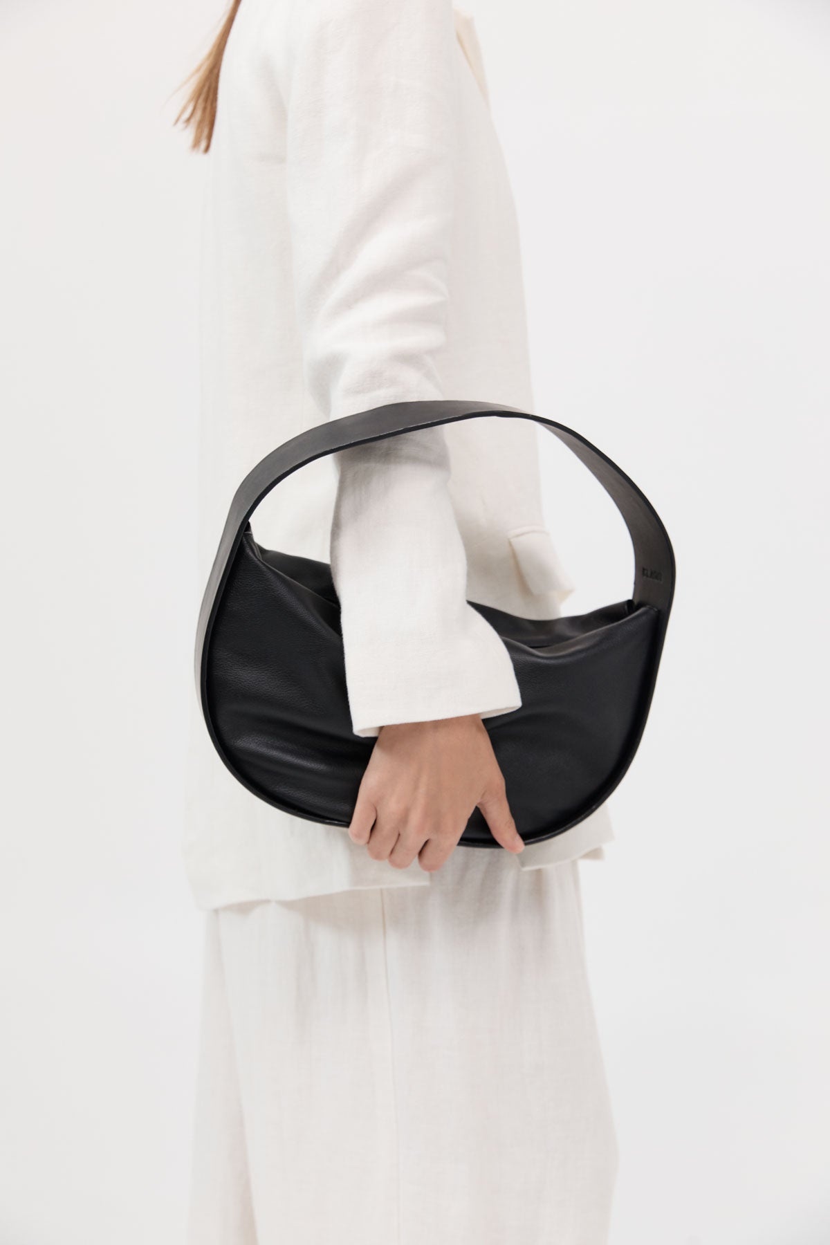 Soft Arc Bag - Black - 4