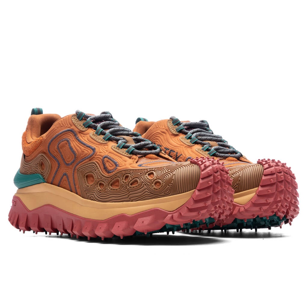 MONCLER GENIUS X SALEHE BEMBURY TRAILGRIP GRAIN SNEAKERS - ORANGE - 2