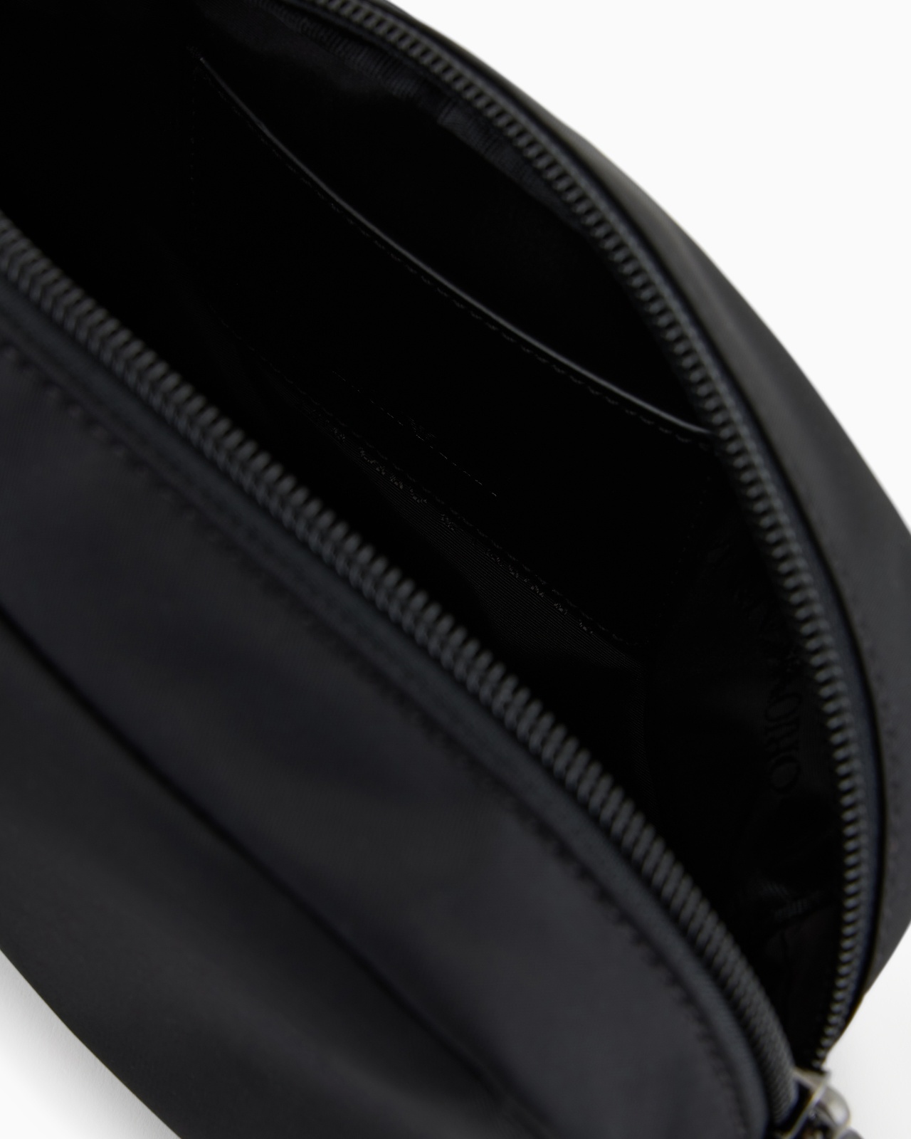 ASV RECYCLED NYLON WASHBAG - 3
