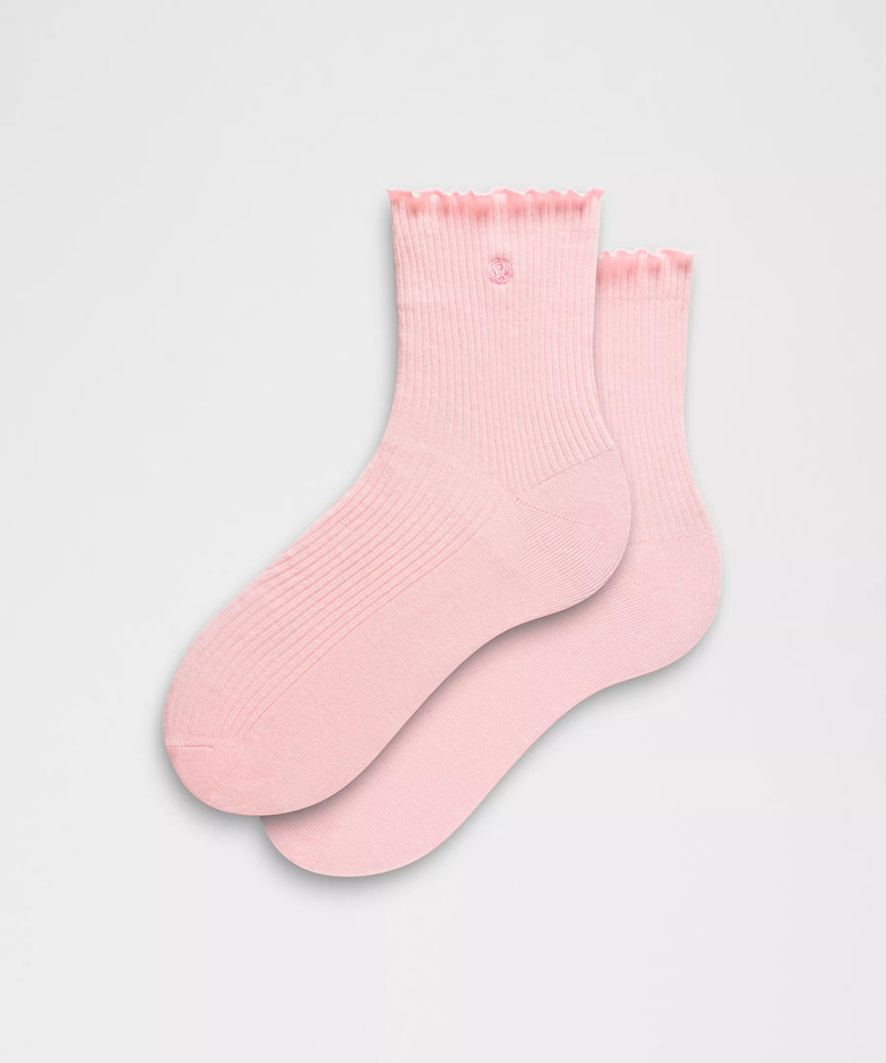 Unisex Lettuce Edge Quarter Socks 1
