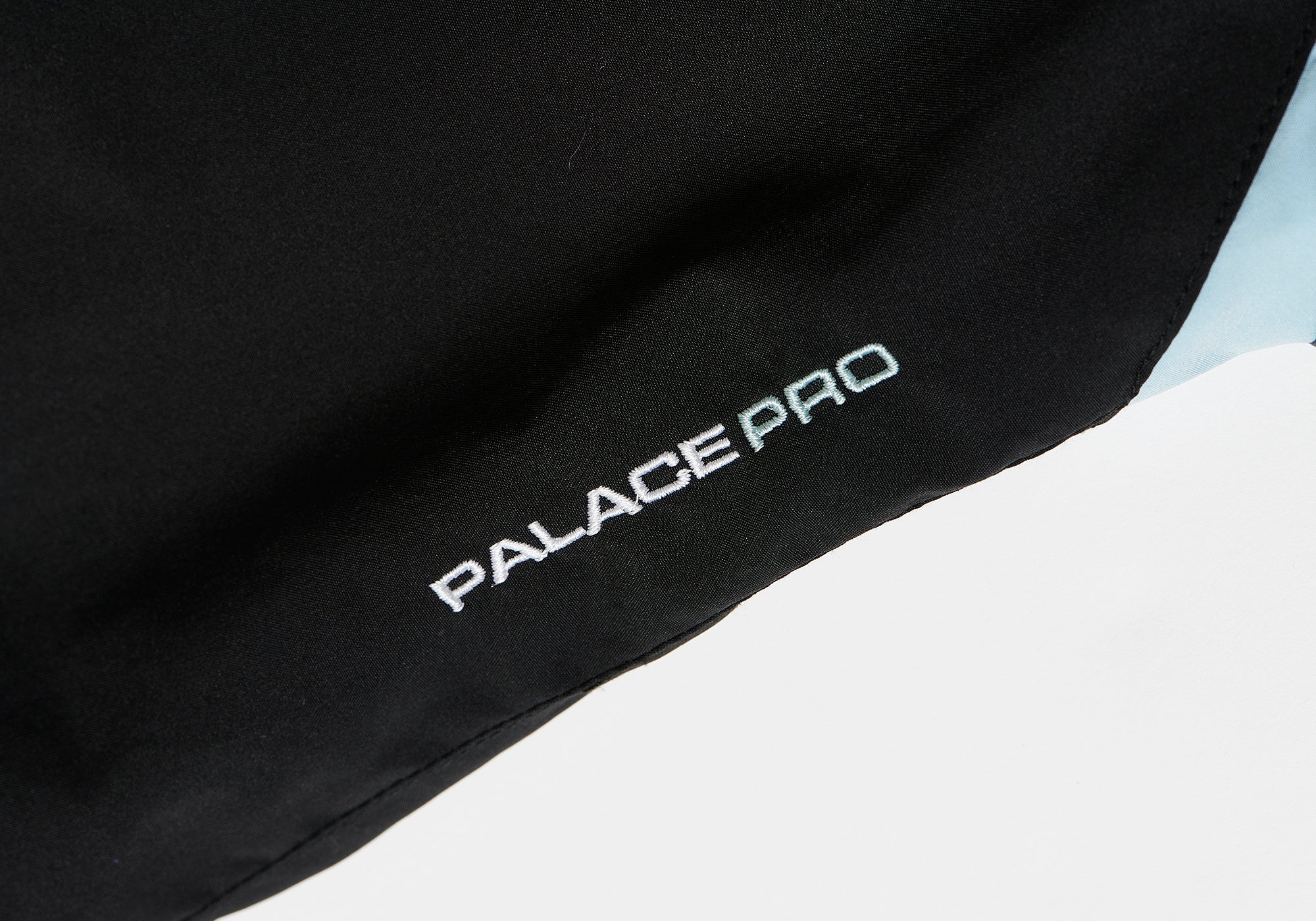 PALACE PRO SHELL JOGGER BLACK - 4