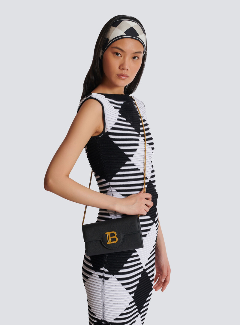 B-Buzz Wallet On Chain in grained leather 4