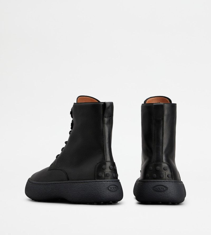 Tod's TOD'S W. G. LACE-UP ANKLE BOOTS IN LEATHER - BLACK outlook