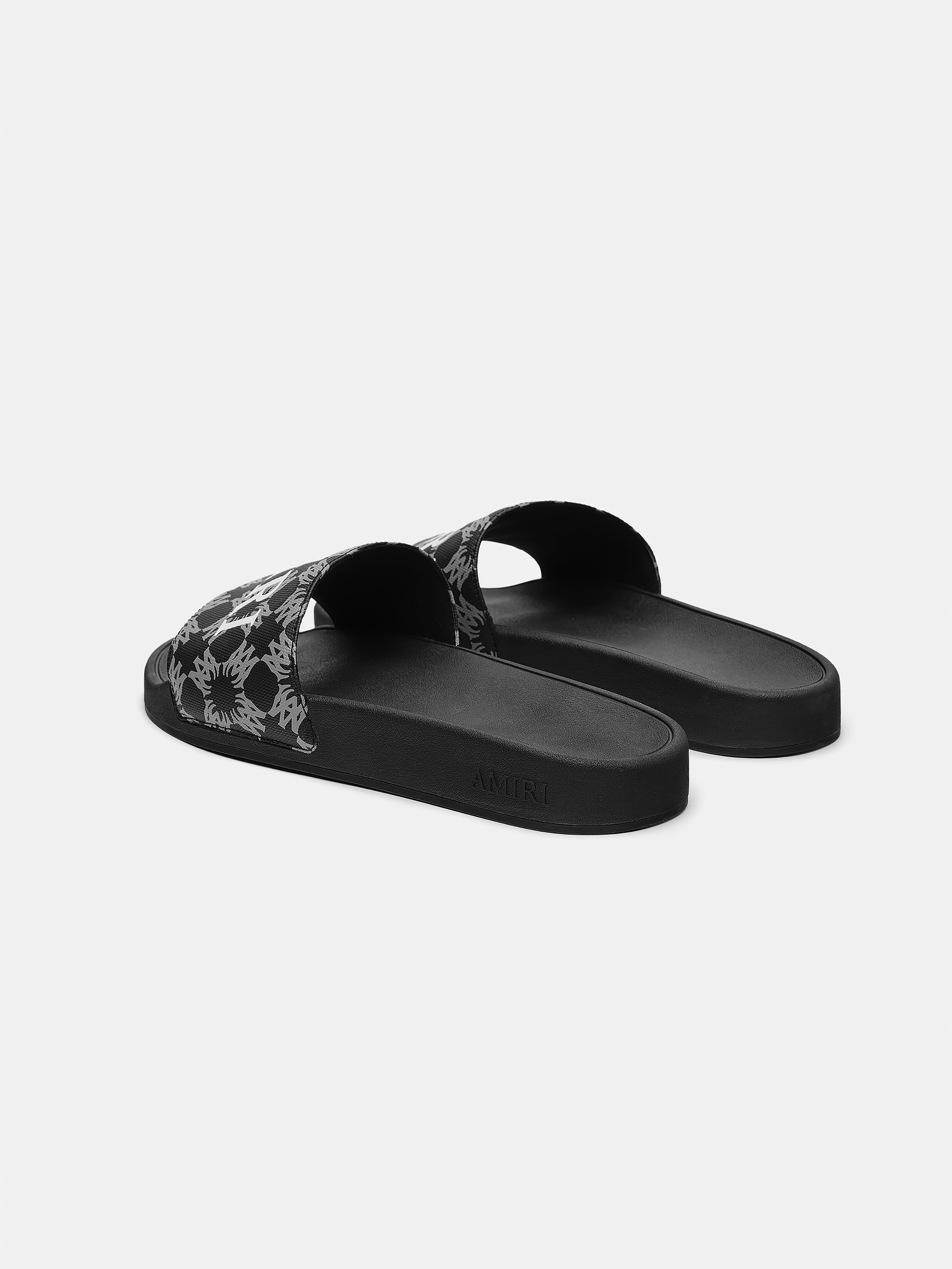 MA QUAD CANVAS POOL SLIDE - 4