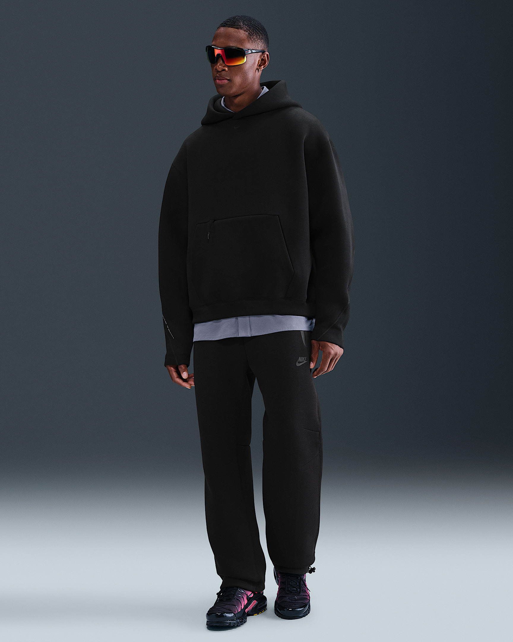 Nike Tech Men's Fleece Oversized Hoodie - 4