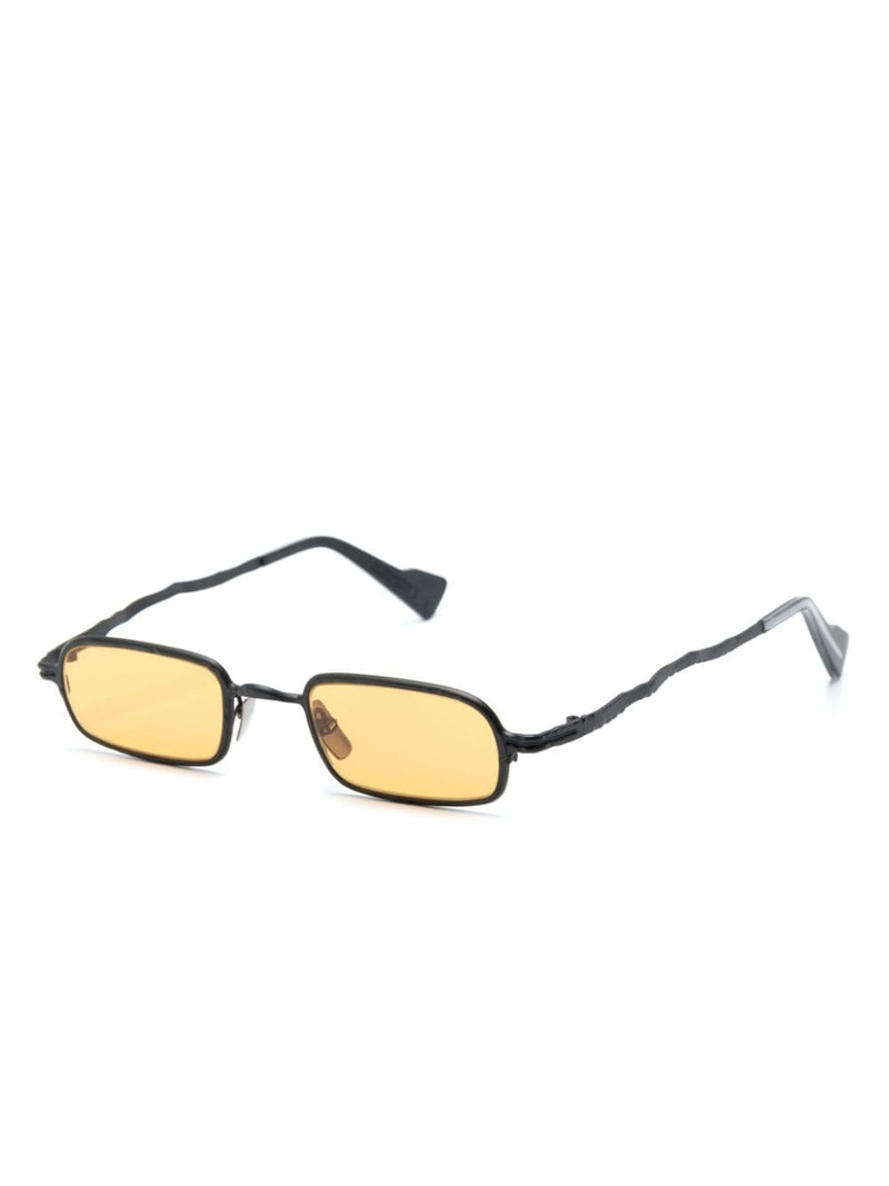 Kuboraum Z18 rectangle-frame tinted sunglasses outlook