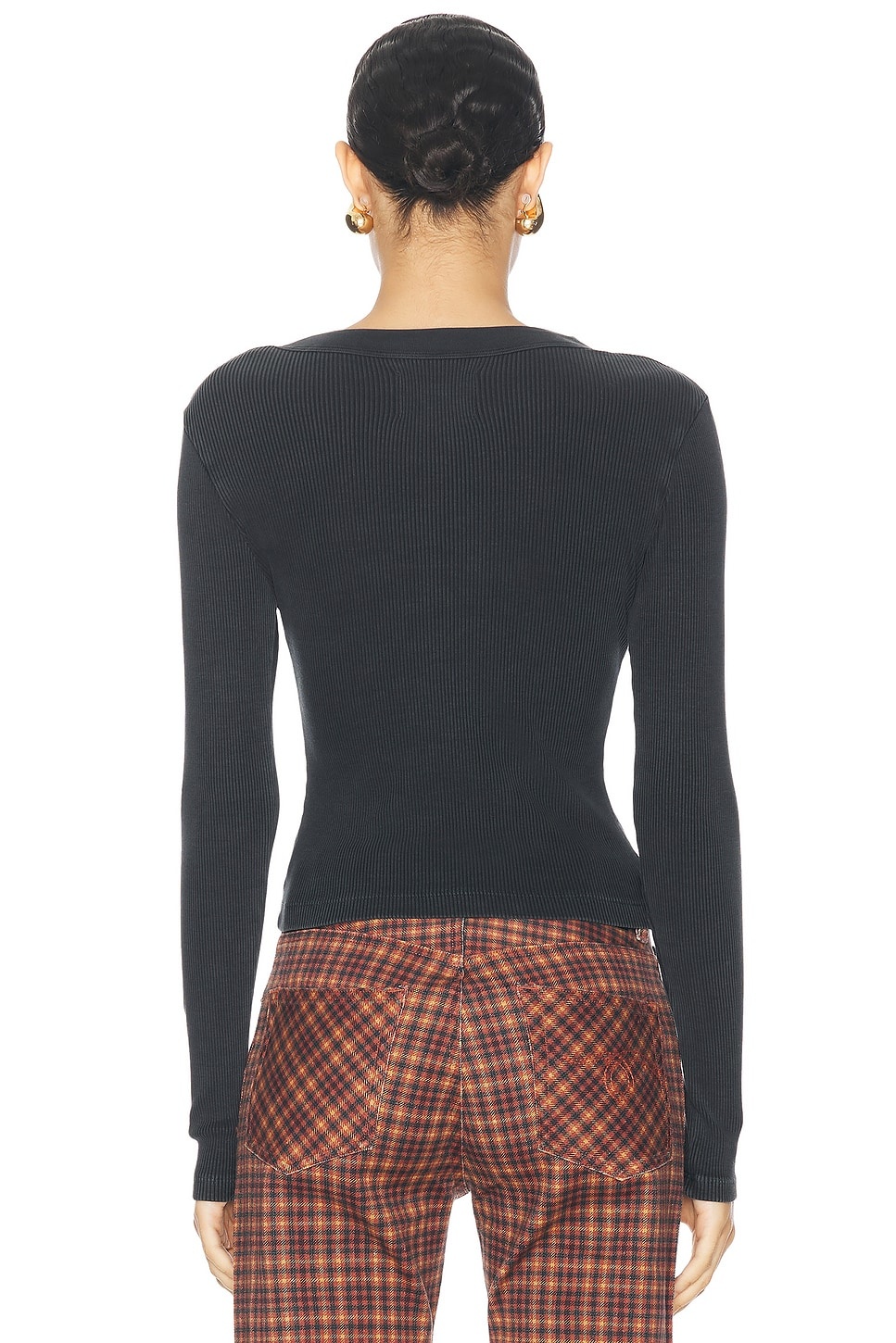 Varra Henley - 3