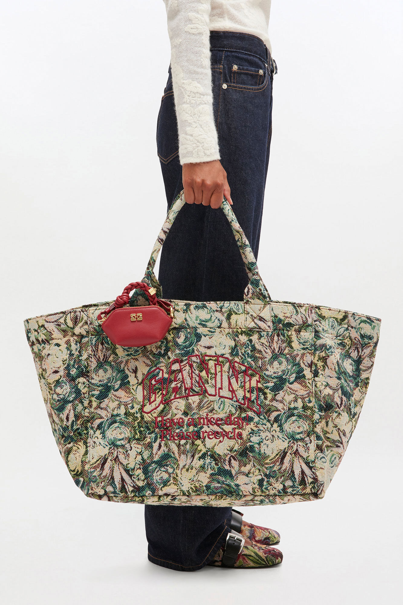 TAPESTRY XXL TOTE - 5