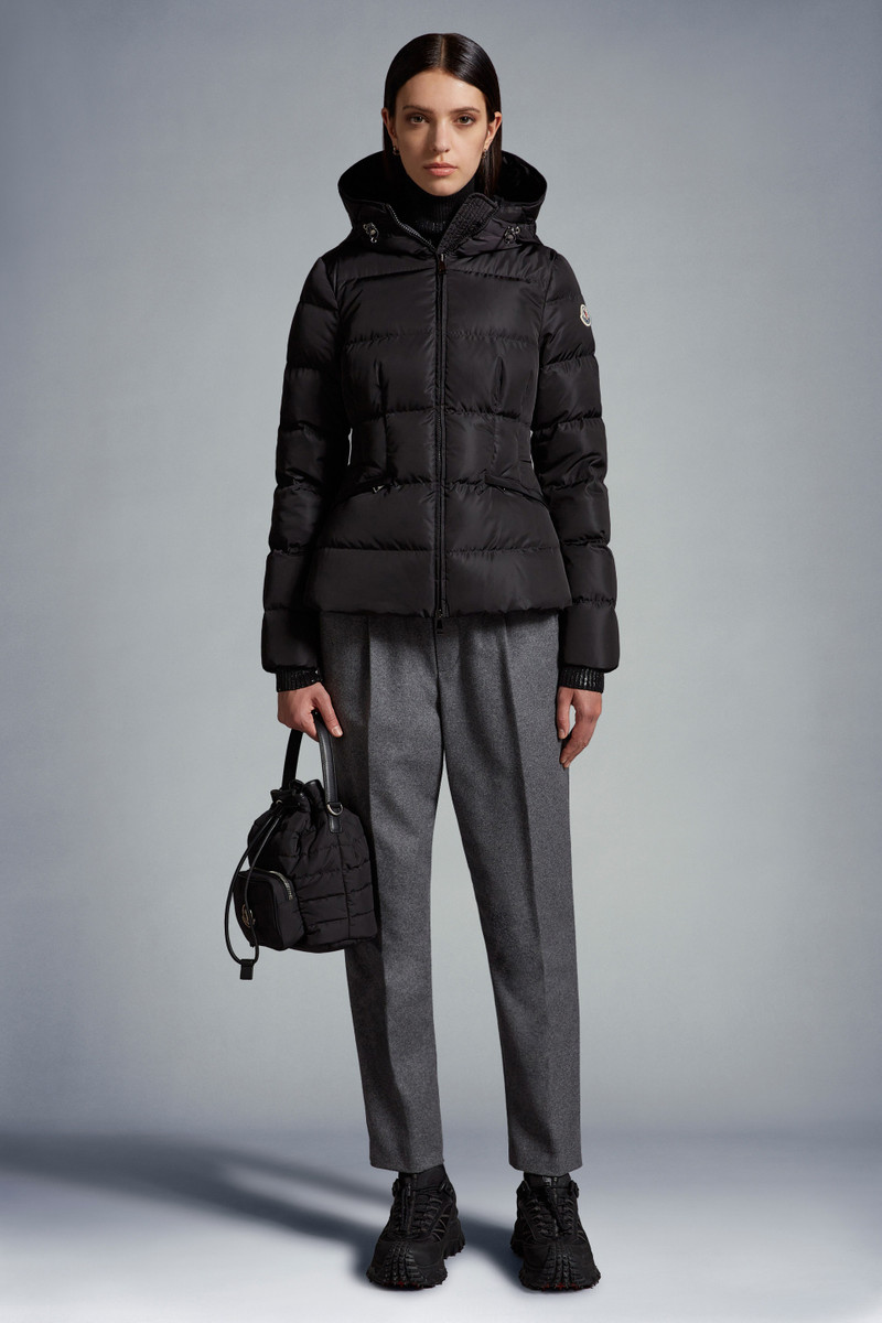 Moncler Avoce Short Down Jacket outlook