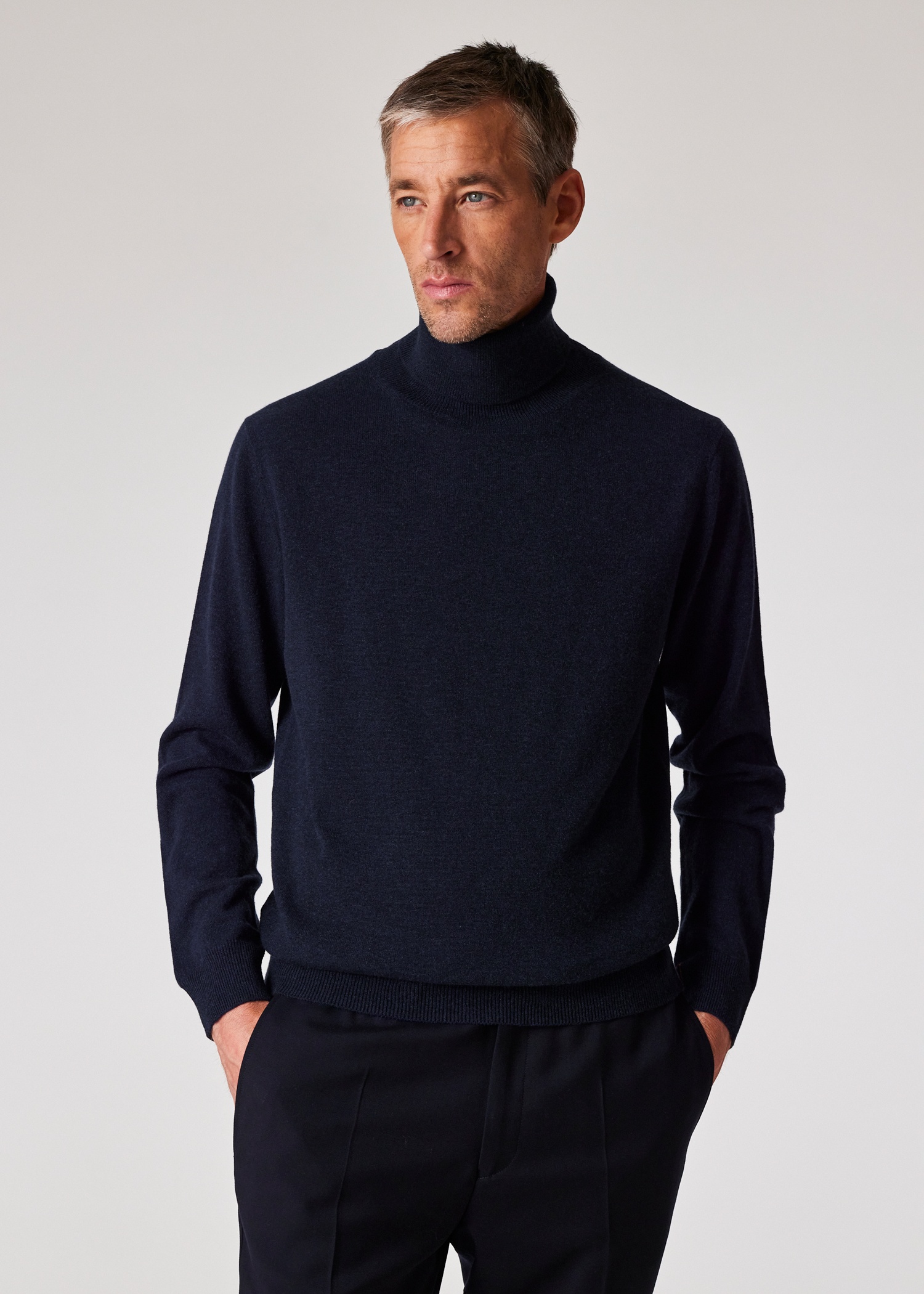 Navy Cashmere Roll Neck Sweater - 3