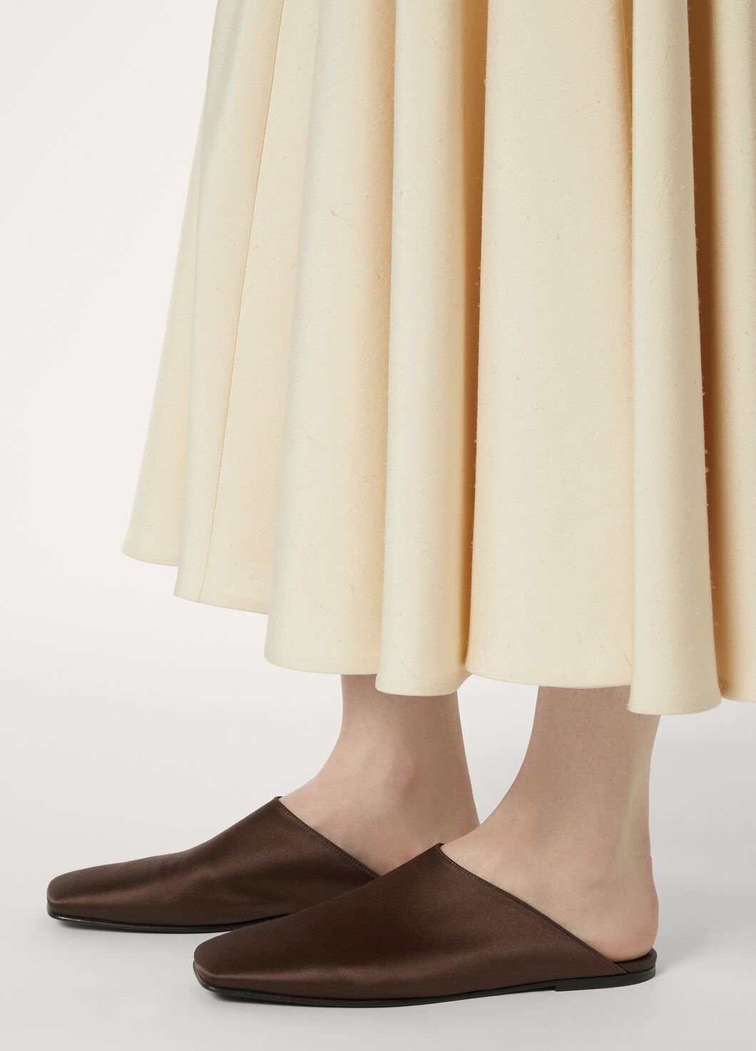 Alba Flat Mules - 2