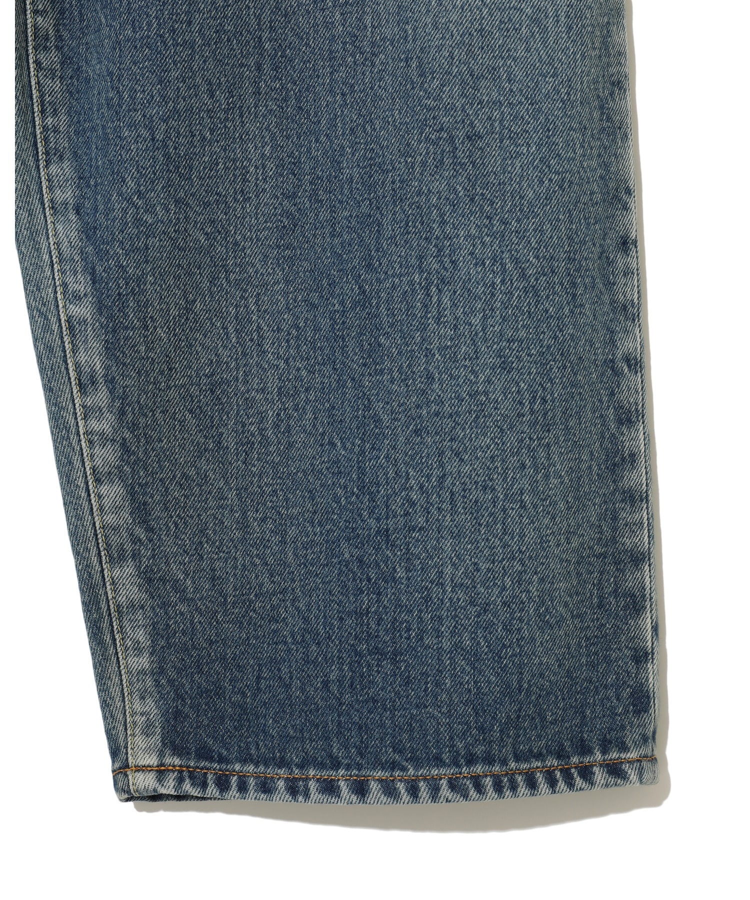 UC2D8503 - 4