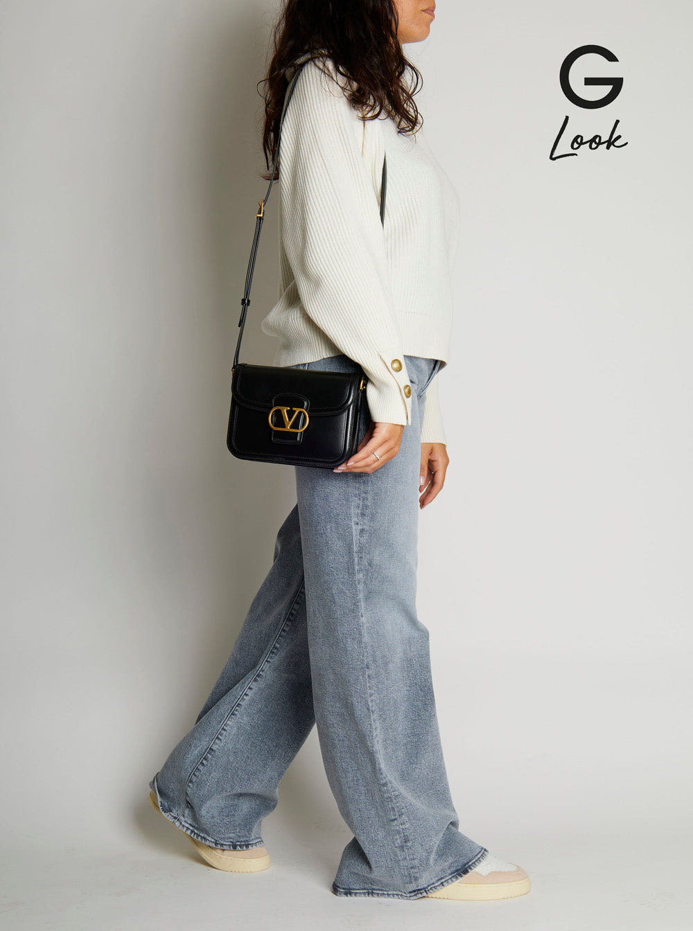 Valentino Garavani Women '9To5' Black Crossbody Bag With Vlogo Detail On The Front And Adjustable Sh - 6